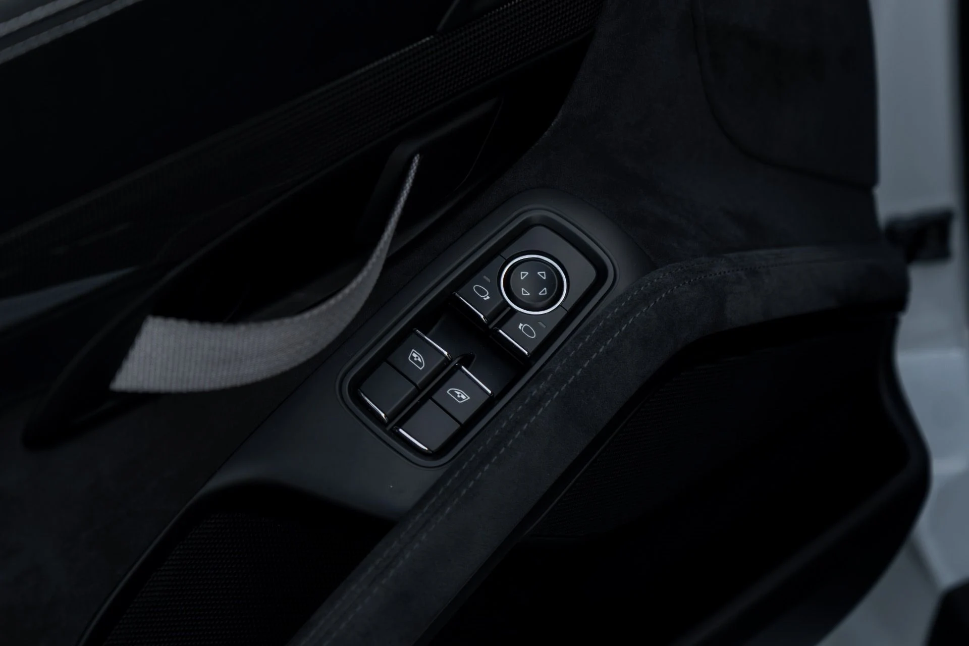 mph037_3624041947_Used_2016_Porsche_911_GT_3_RS_1761756649_2eecb274ca