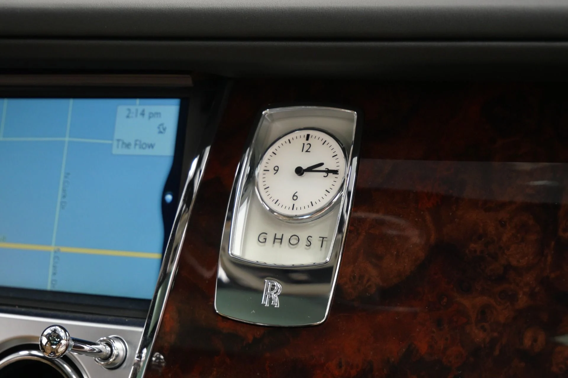 mph037_3634366761_Used_2013_Rolls_Royce_Ghost_Rear_Theatre_Configuration_Sunroof_Picnic_Tables_1765817779_5b8a967346