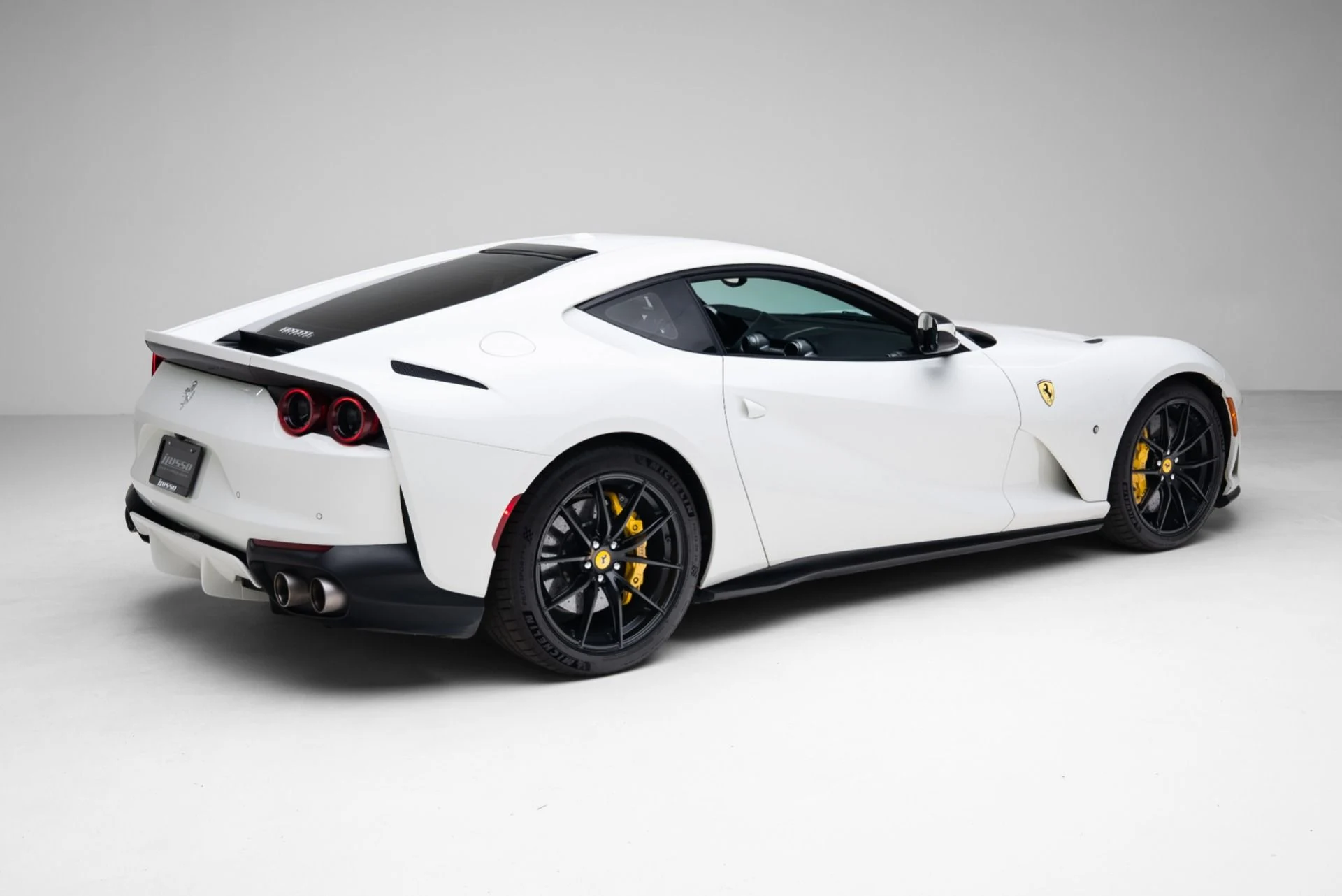 mph037_3635689220_Used_2018_Ferrari_812_Superfast_1770943869_c5c60dfb17