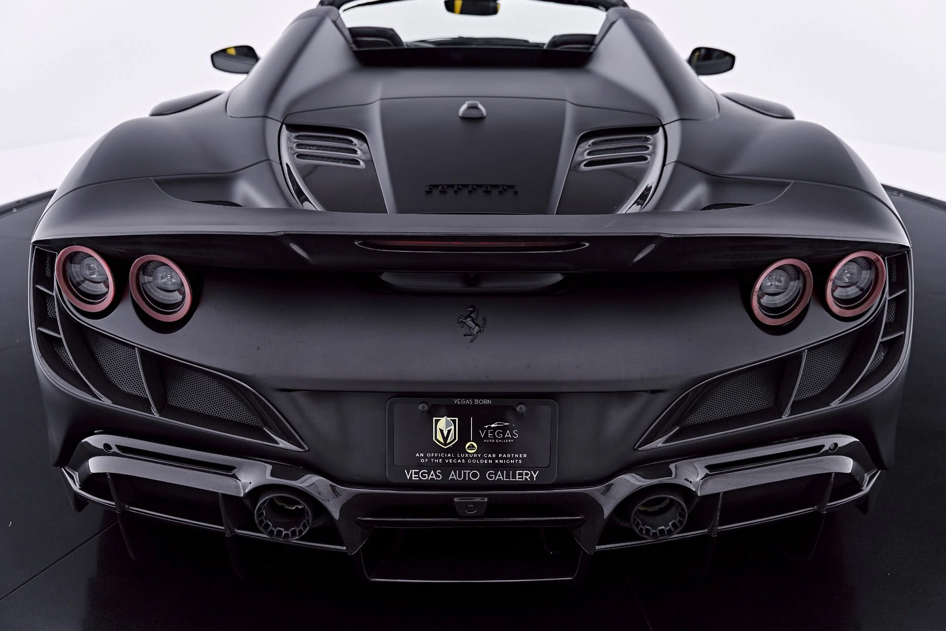 mph037_3652967634_Used_2023_Ferrari_F8_Spider_Base_1783649130_da770c618f