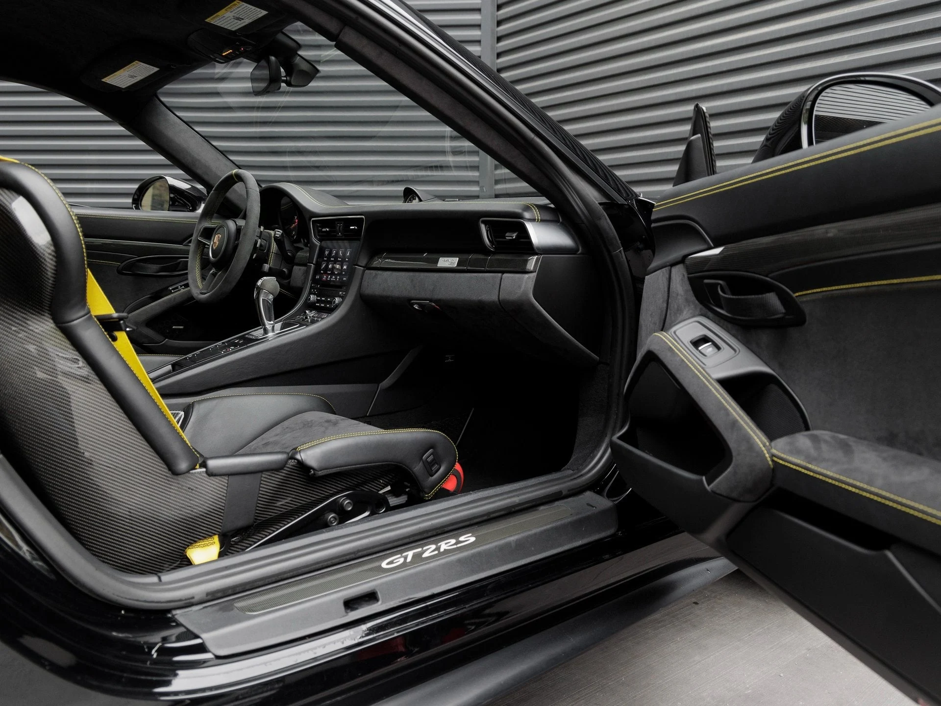 mph037_3652995502_38_7a98bc0036