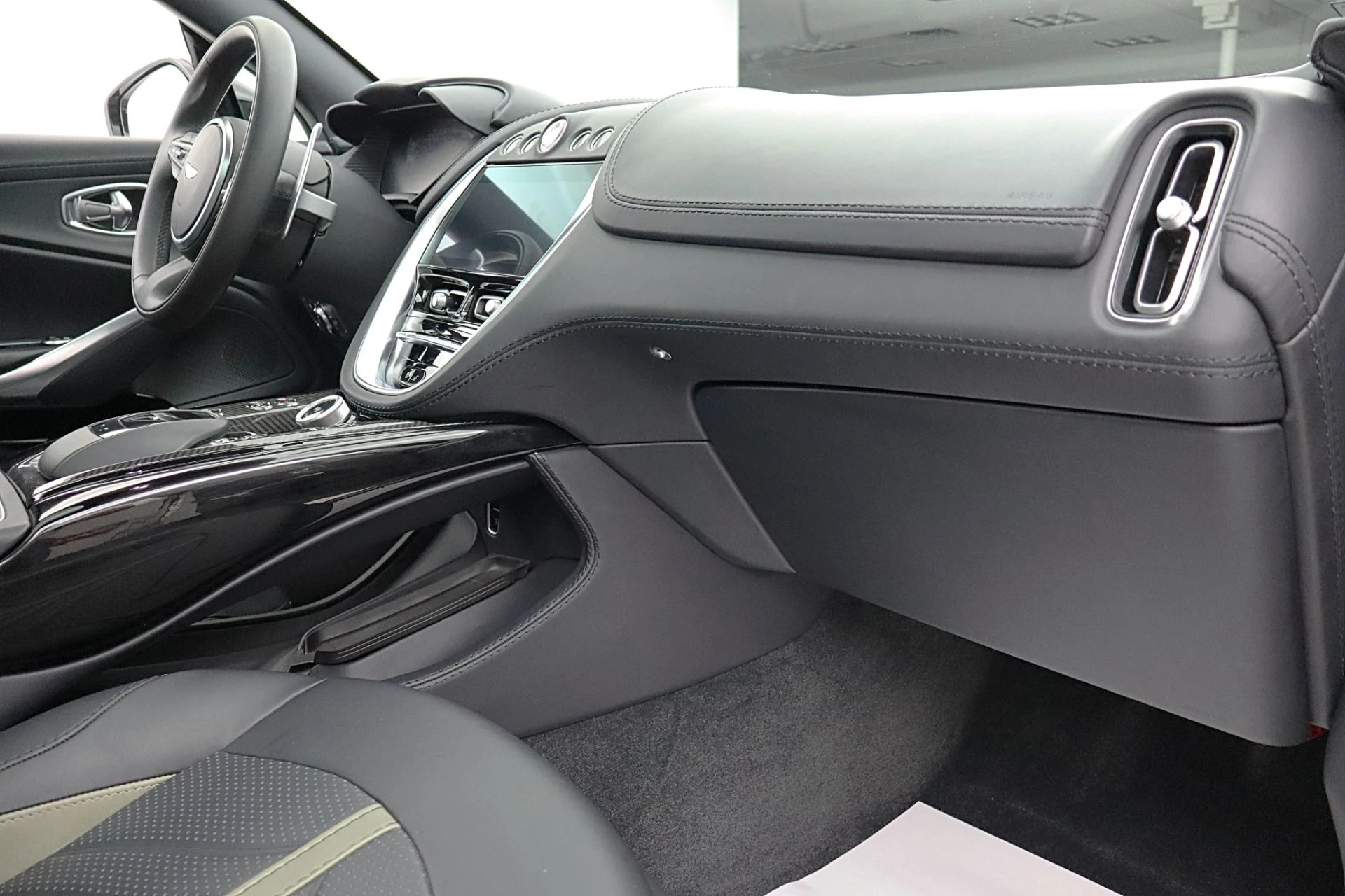 mph037_3661256769_Used_2023_Aston_Martin_DBX_707_0969b6d2d1