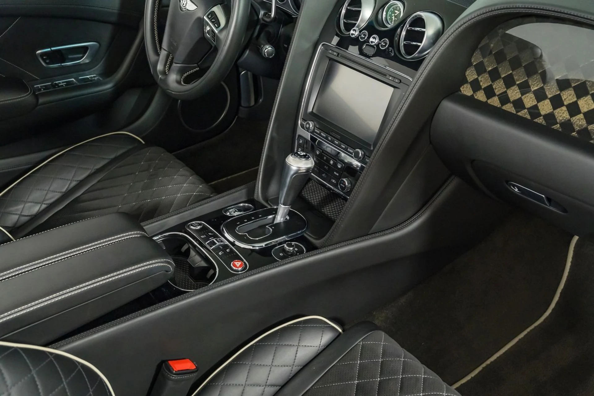 mph037_3668084307_70df0d8e9381423d8e96dd47a90cef70_8f7adb4852