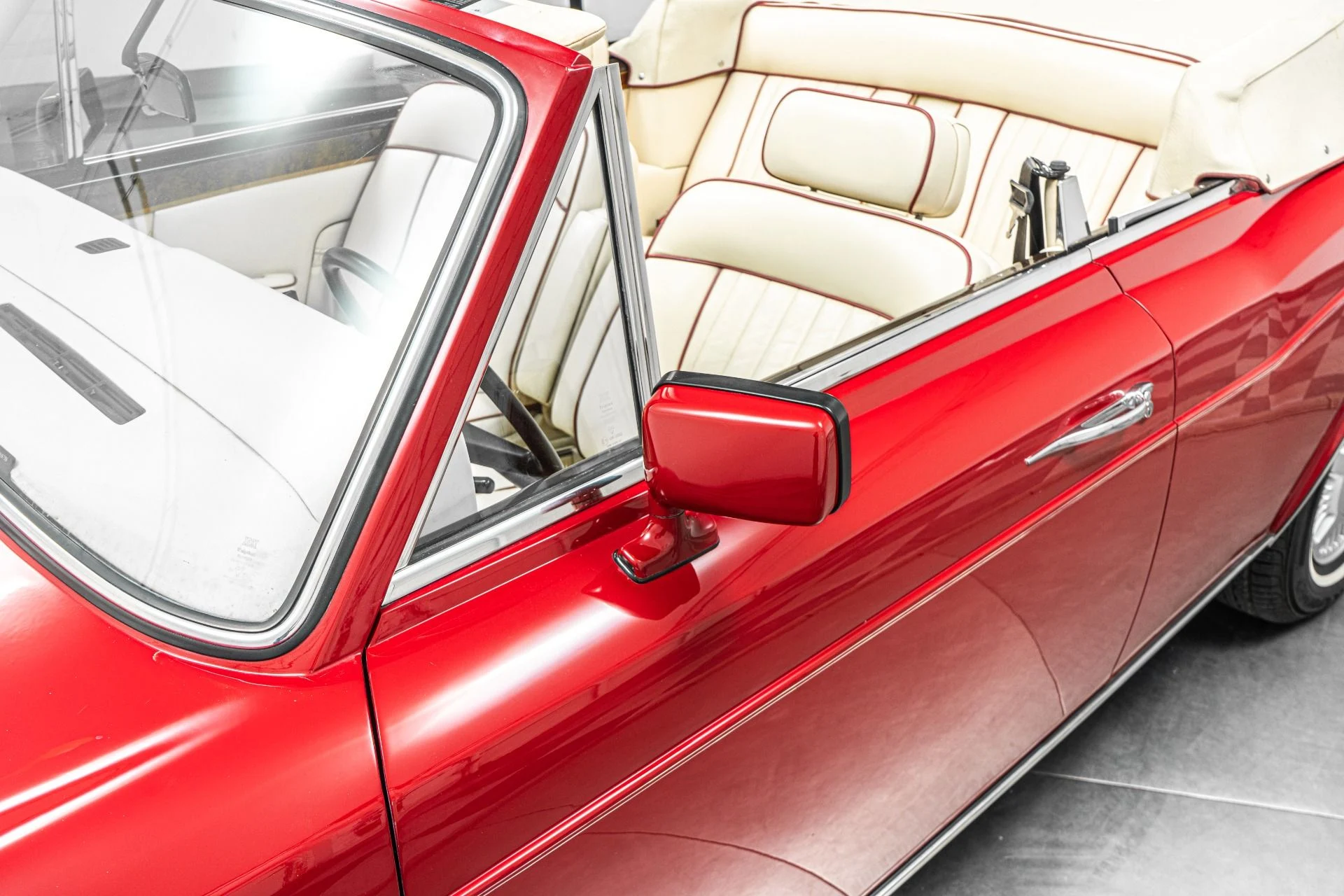 mph037_3669308468_Used_1987_Rolls_Royce_Corniche_II_1780955693_16c7900107
