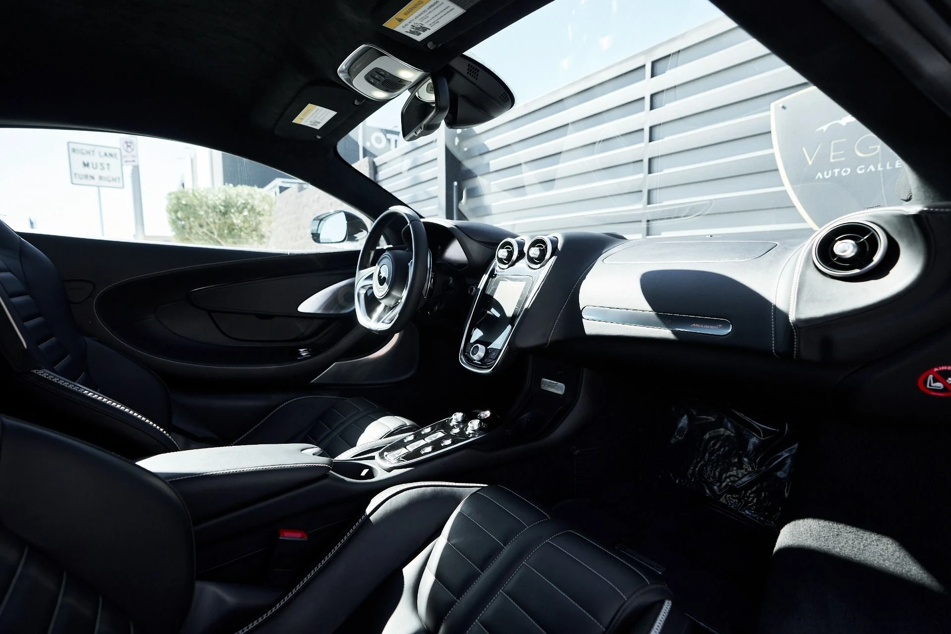mph037_3670970160_Used_2025_Mc_Laren_GTS_1760565759_3e0de8a26b