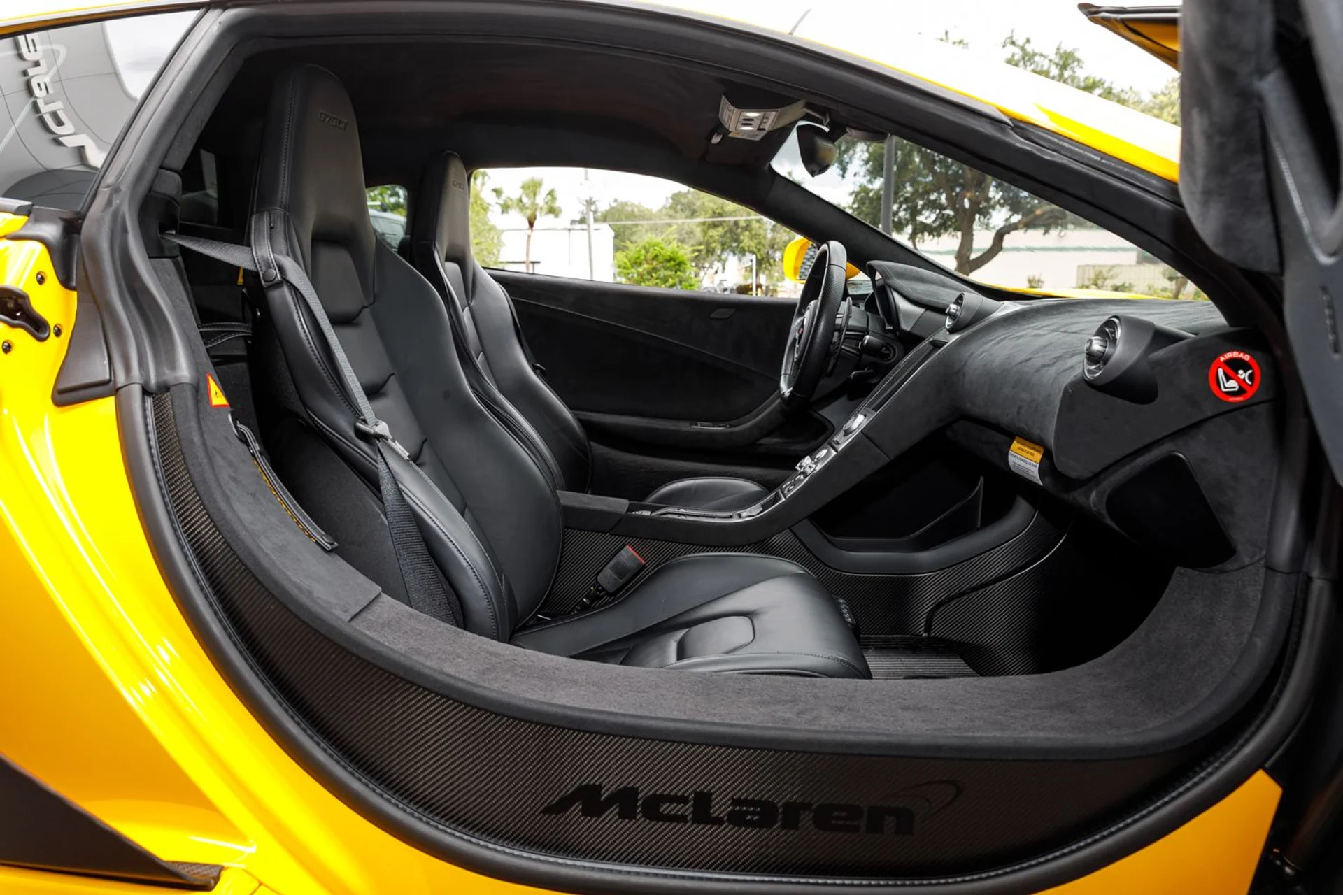 mph037_3673556783_593_p38_l_fe0bcf3760