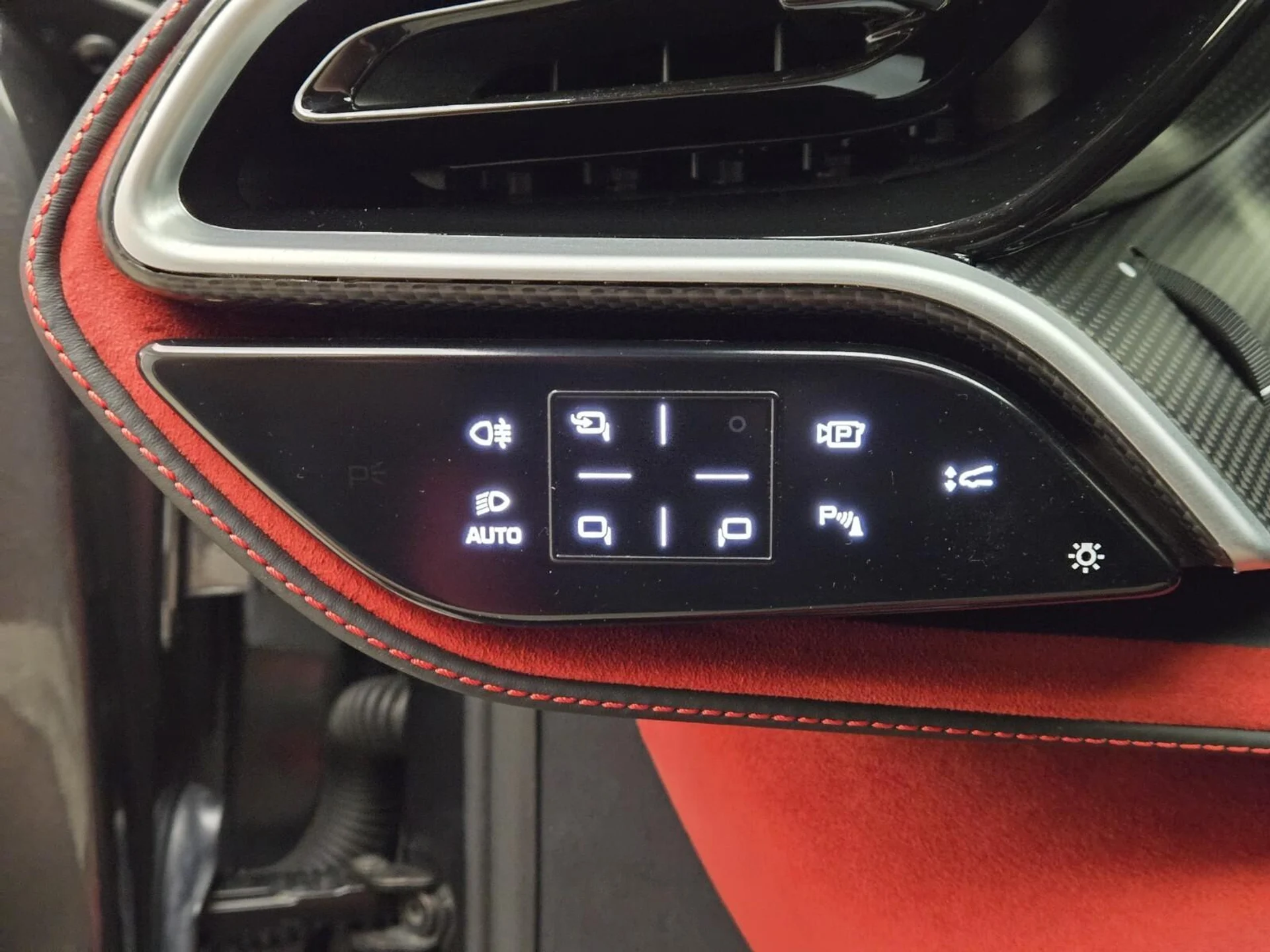 mph037_3673811323_Used_2022_Ferrari_296_GTB_1760166110_ca917500aa