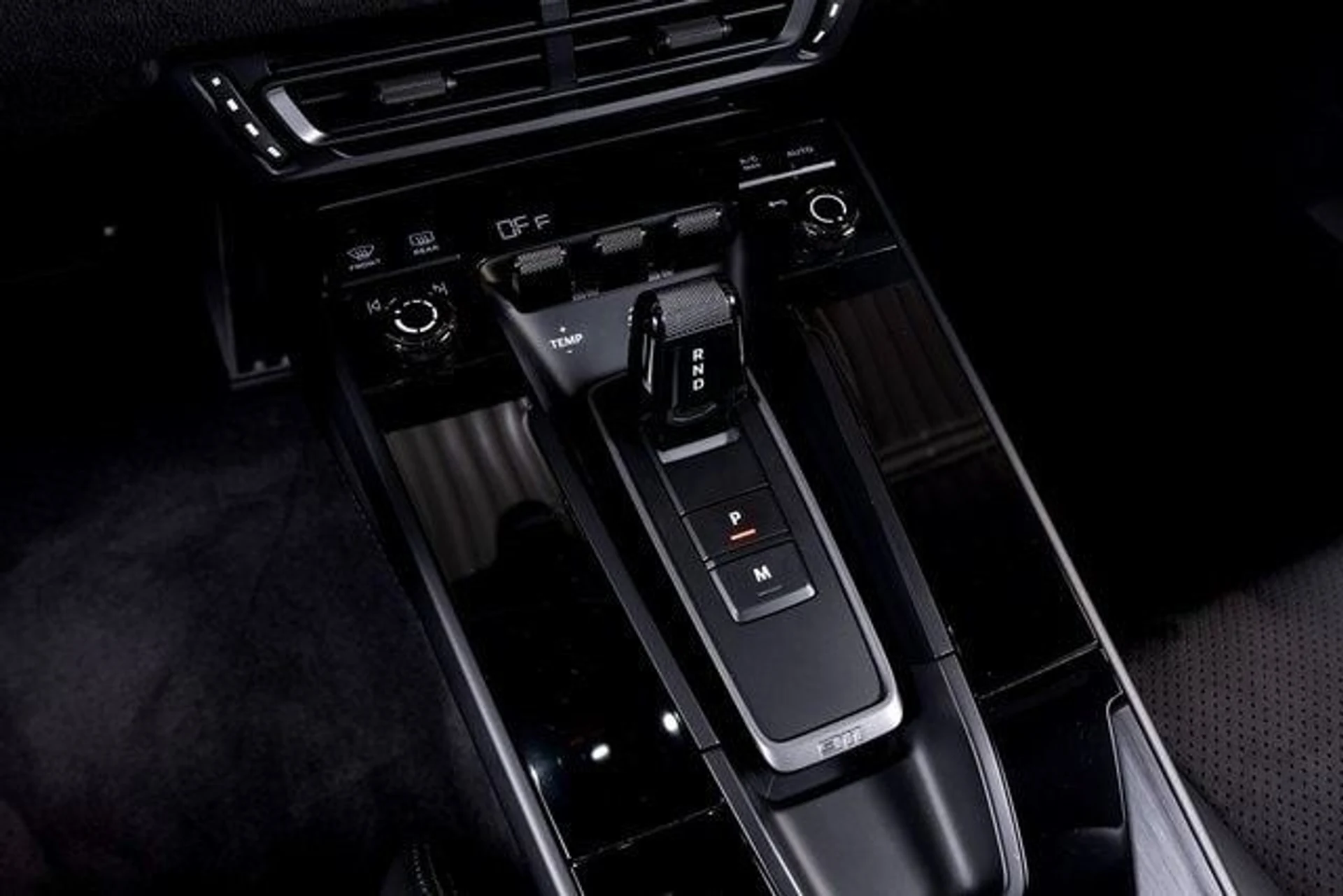 mph037_3678873448_36dede9959df116006a2151633c26f4bx_7981a4e409