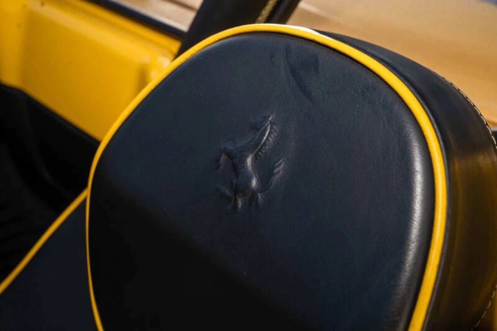 mph037_3690169391_2002_ferrari_360_spider_base_2dr_convertible_1181e9bea6
