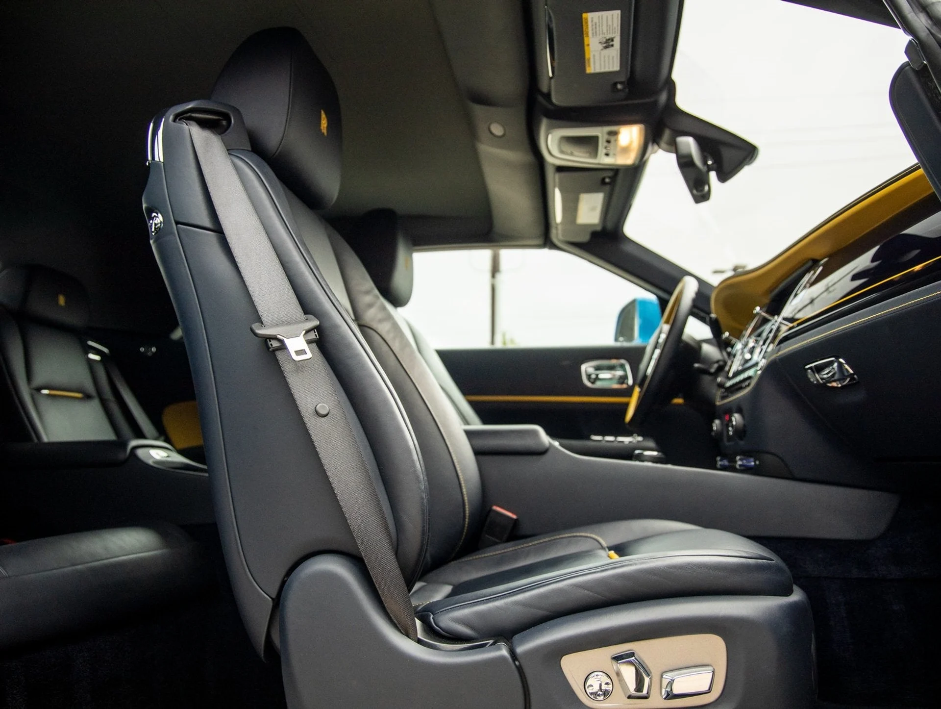 mph037_3693587633_38_fba9974161