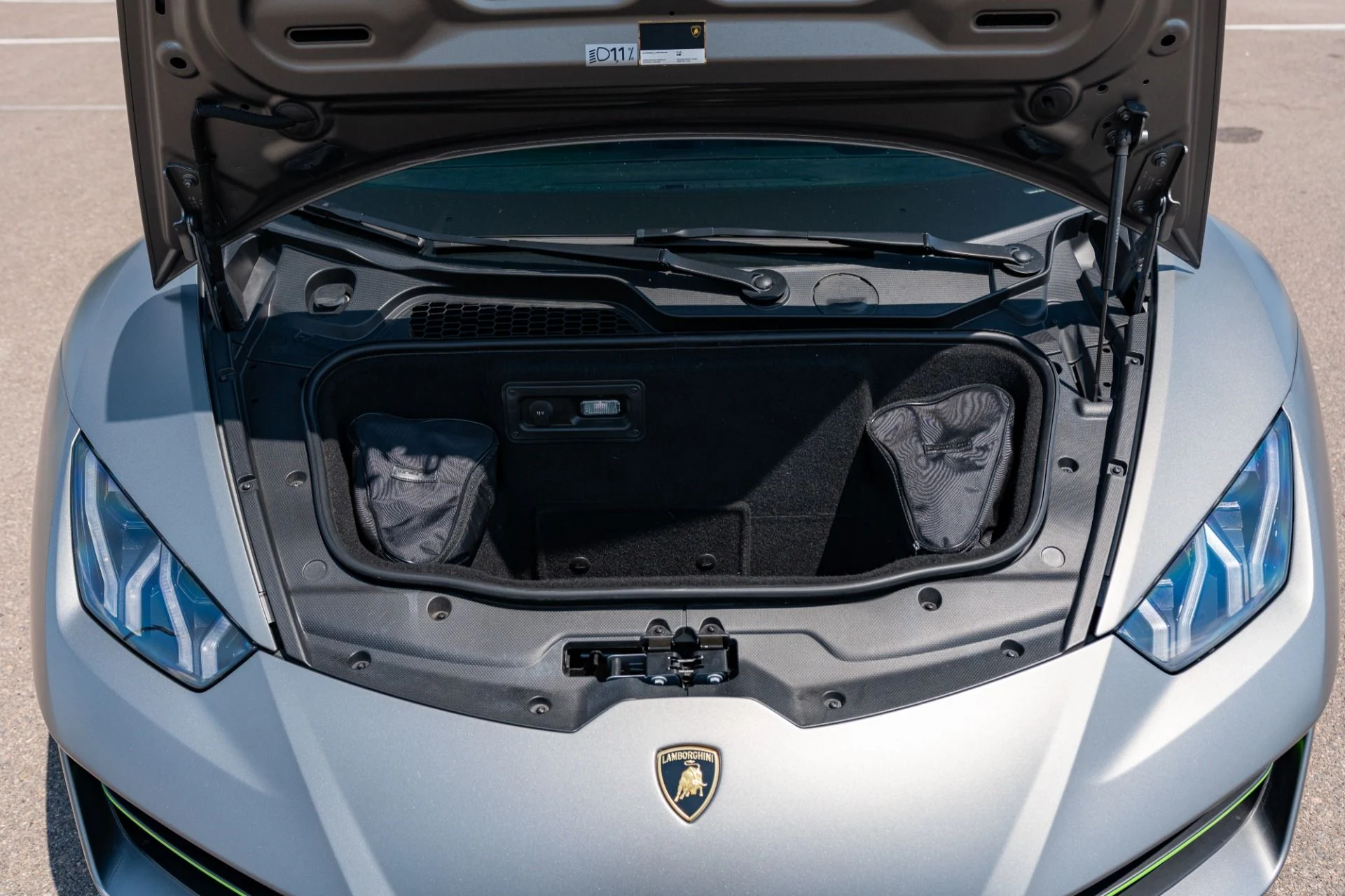 mph037_3693796940_Used_2017_Lamborghini_Huracan_LP_580_2_Spyder_1783359023_3c4e8ab8ca
