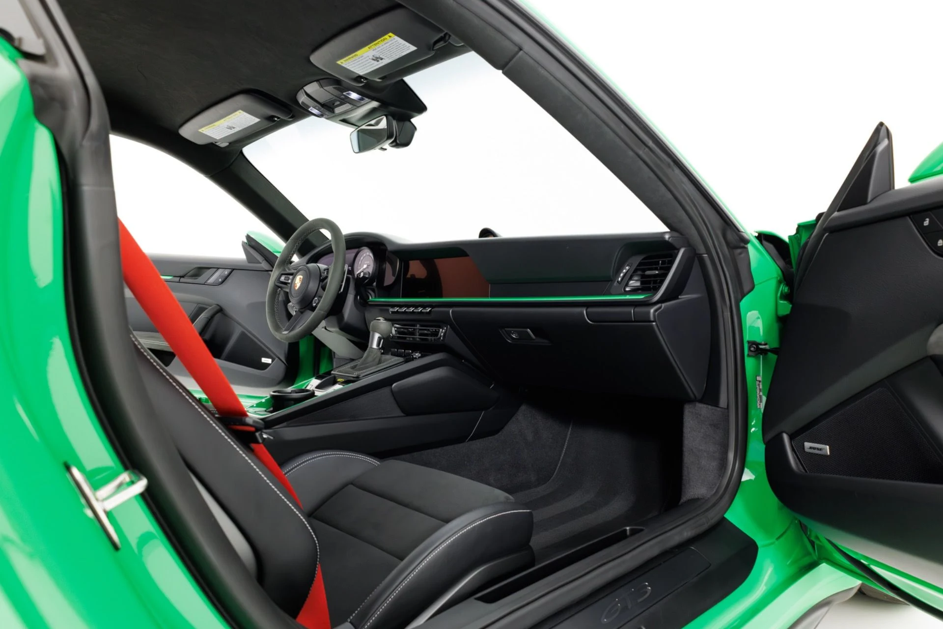 mph037_3698706039_Used_2022_Porsche_911_GT_3_1781204533_14288fad23