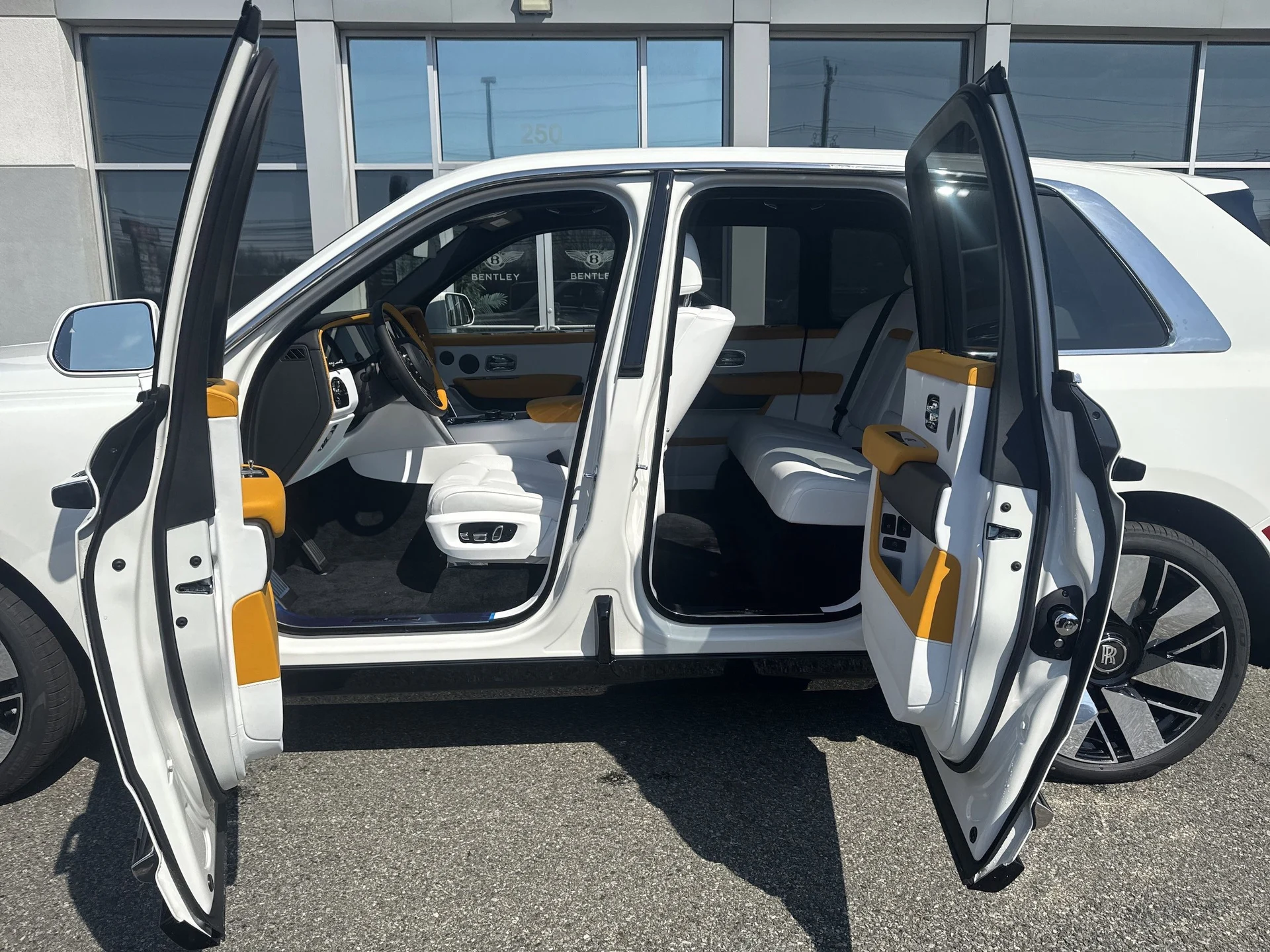 mph037_3701450852_b340e0d4eeba988bcaaaacc15d34fc0fx_b9c882480a