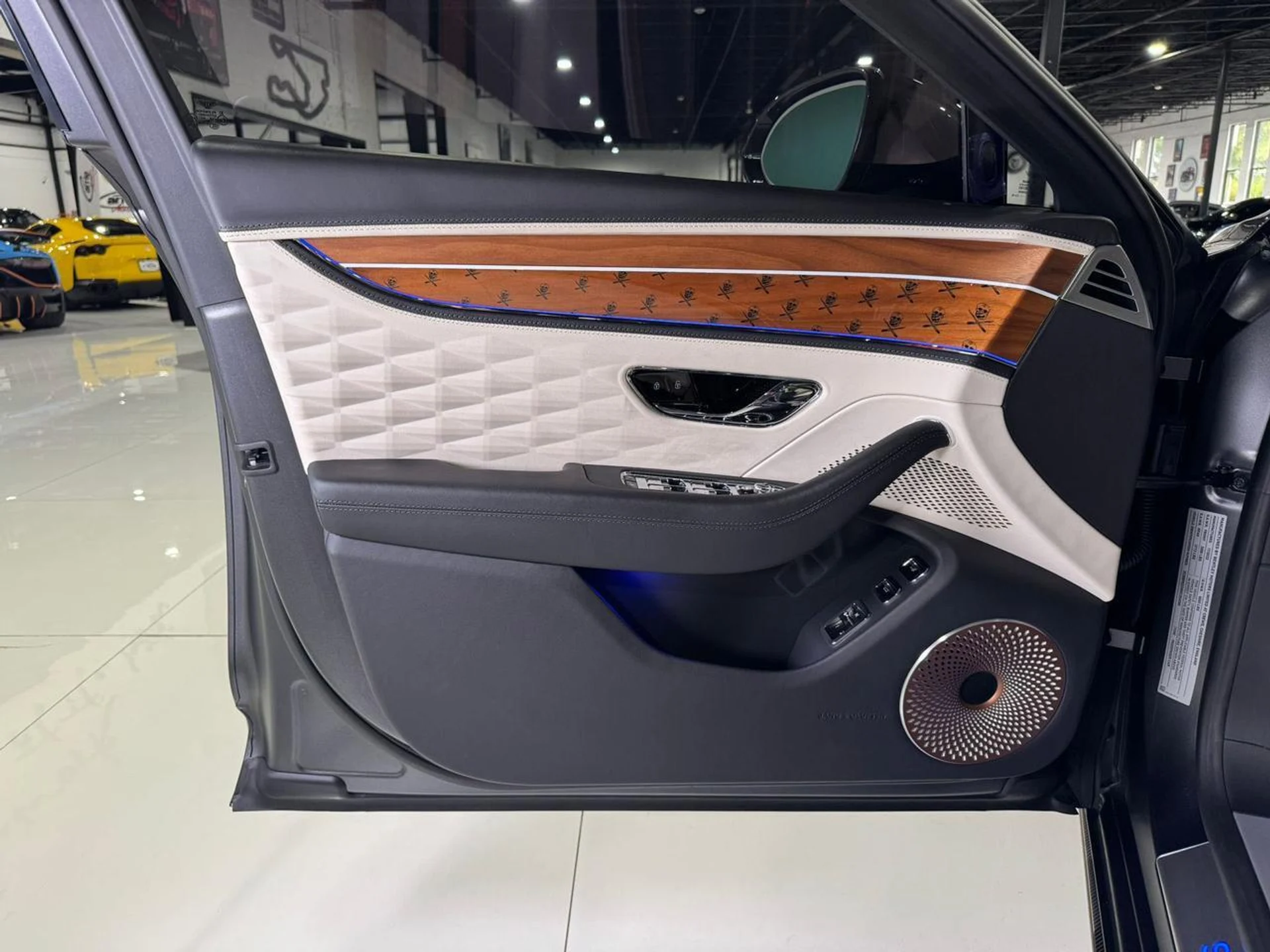 mph037_3704811459_d246b6d8b16f7196f80ca9c0105e9564_141900418f