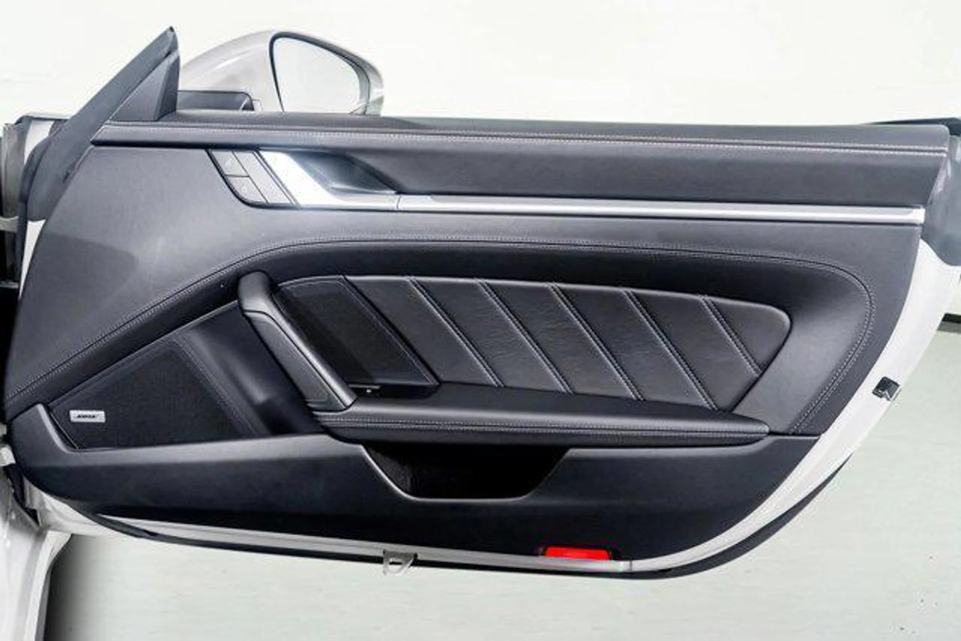 mph037_3720092820_c_Lzh69f6o_Q1t_Lch_Gjd3_E0idlc_QI_a4a6049f32