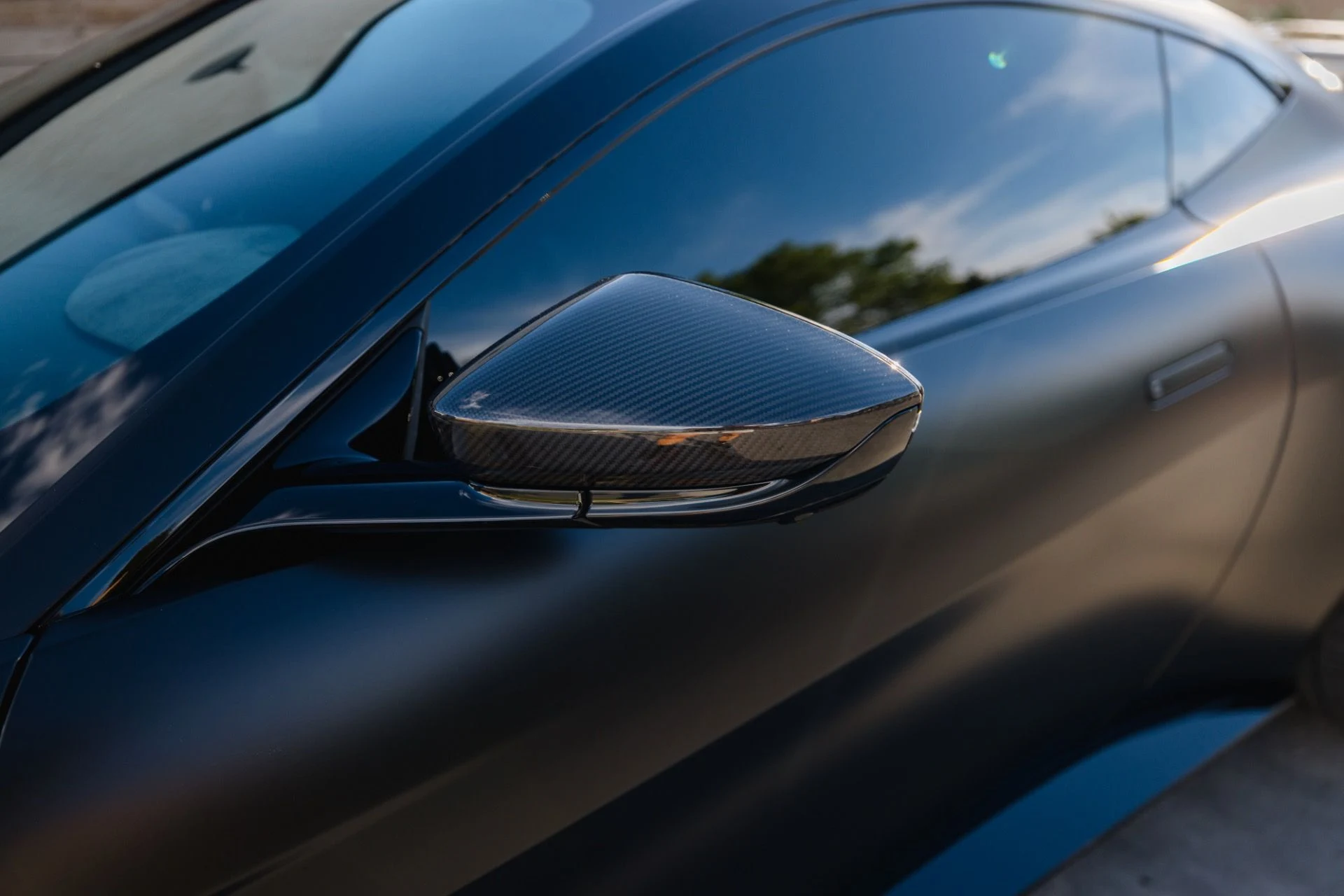 mph037_3723728635_Used_2023_Aston_Martin_Vantage_F1_Edition_1715792320_304efefe3e