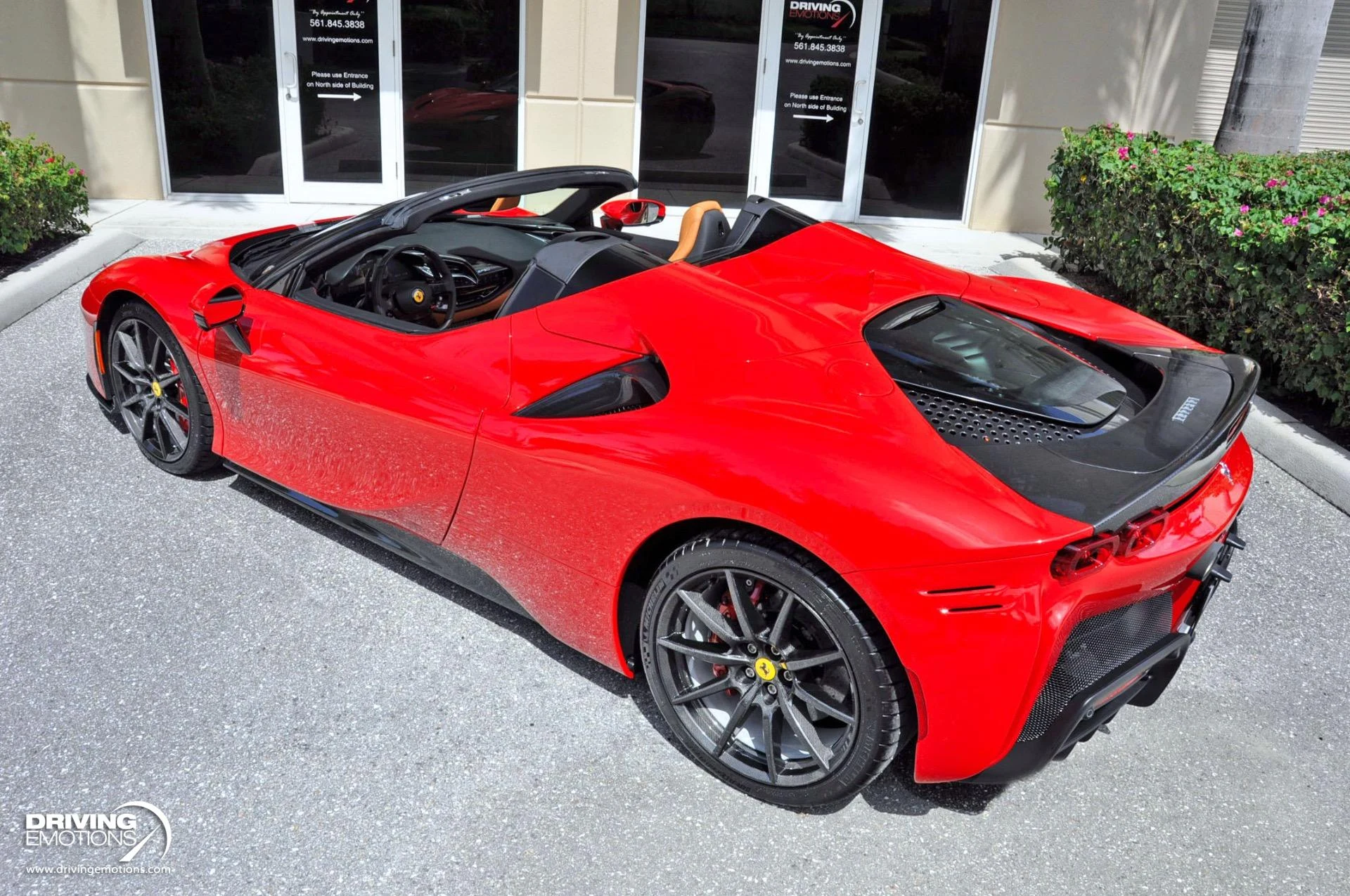 mph037_372988286_860_p38_l_14ff87c856