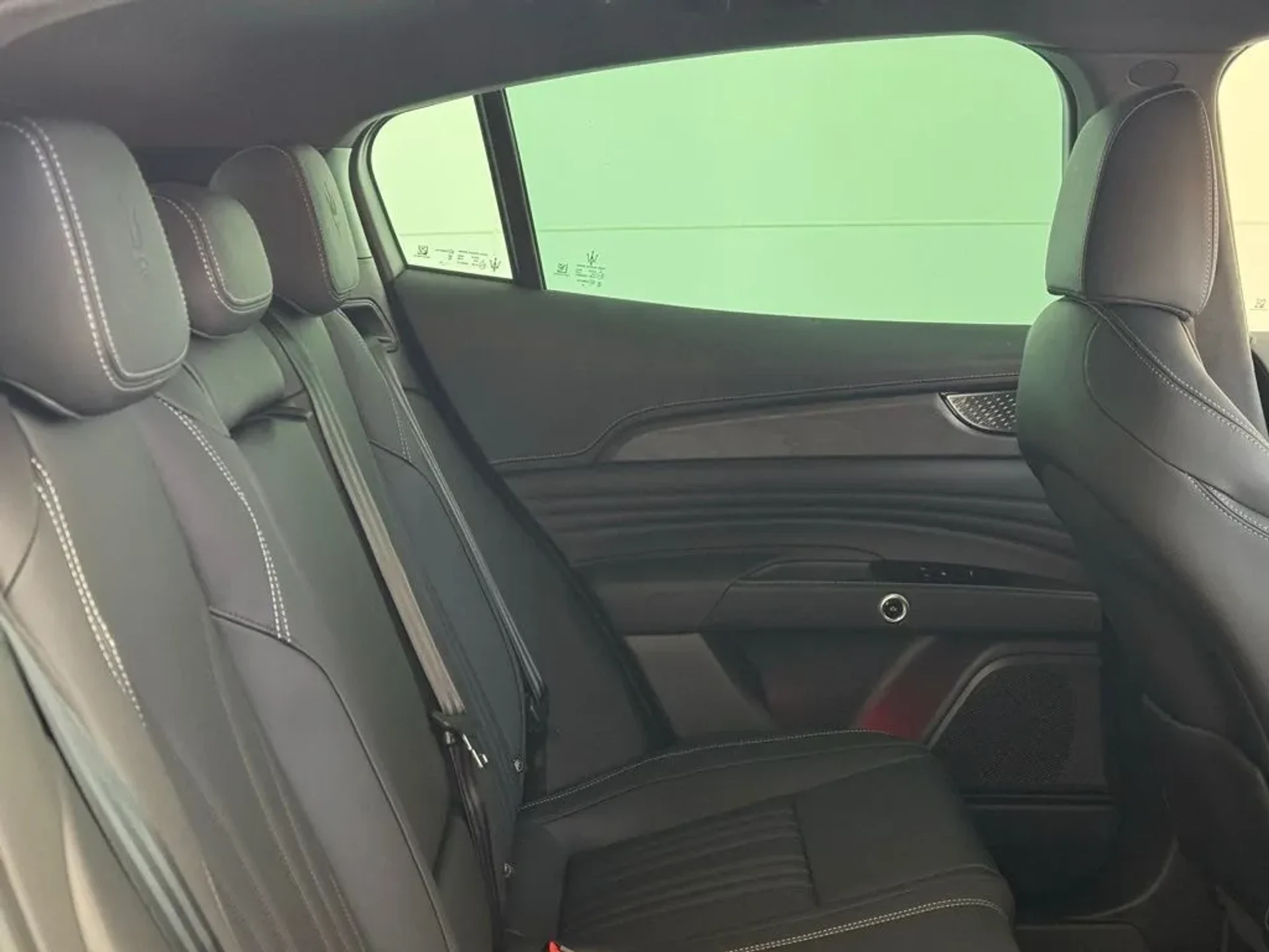 mph037_3733935623_ndll4rs021zpkuv0wvszg3xwjulc_e0c59020df