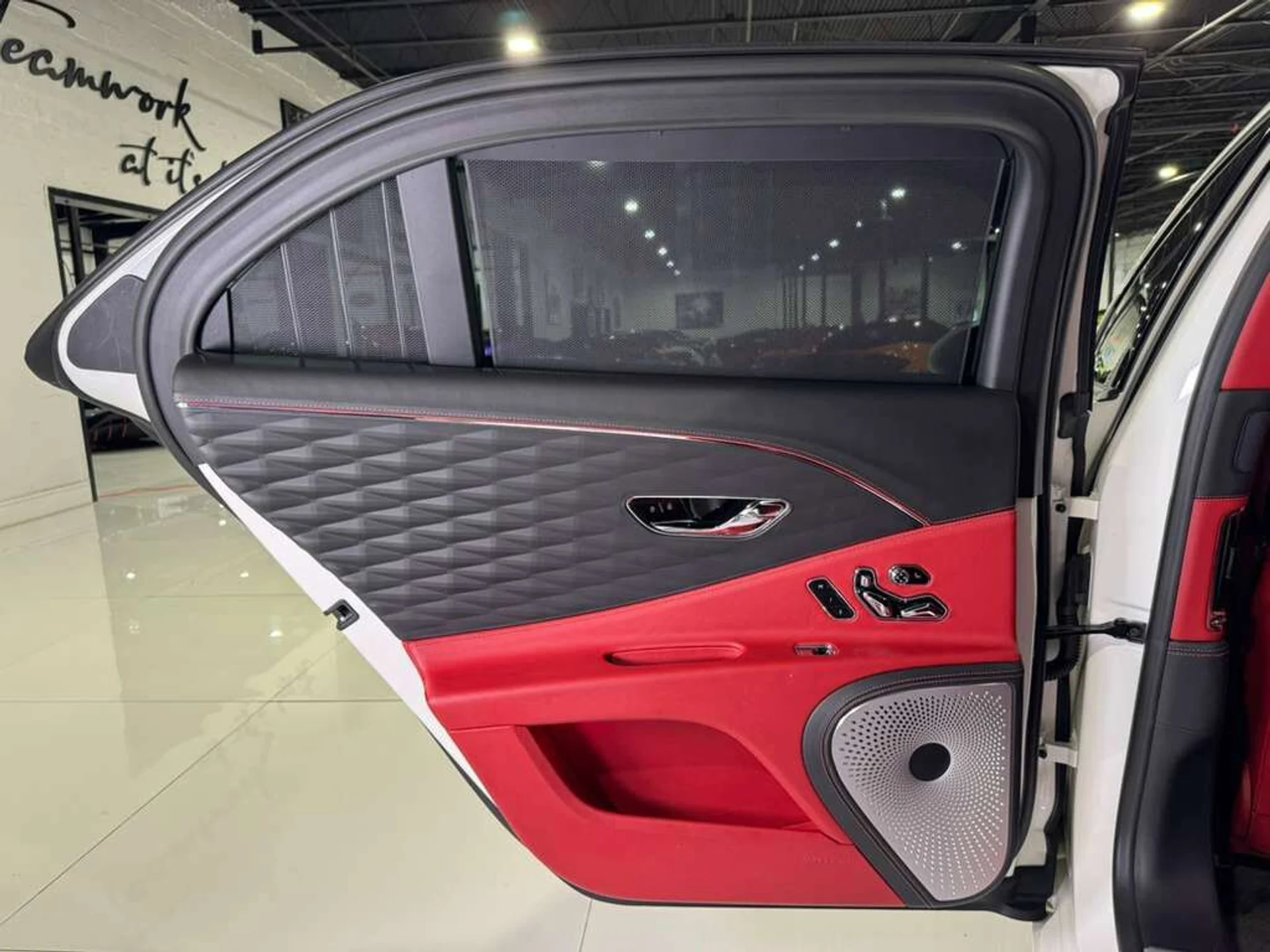 mph037_3742920411_fbfcaff4d8d225e5cc9b6acf6d9407fc_f4bf5763f4