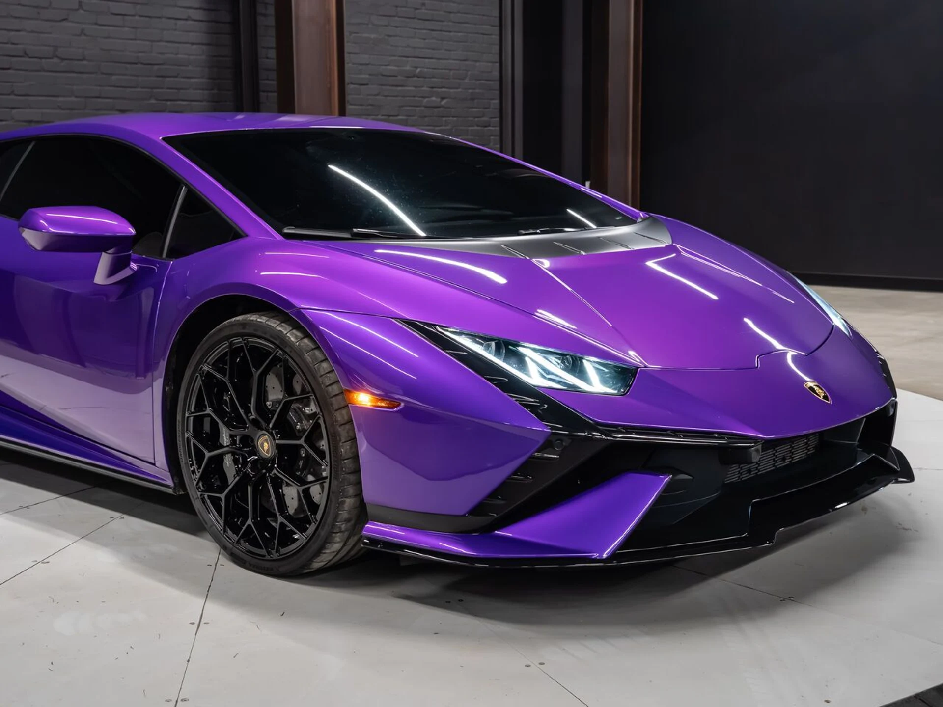 mph037_3752761959_lamborghini_huracan_tecnica_2023_fbd711f23d