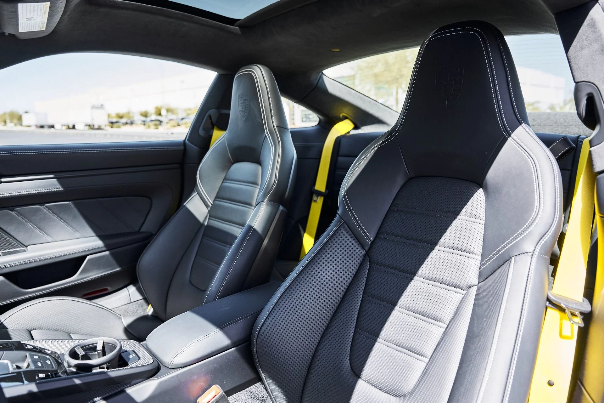 mph037_3757941410_Used_2026_Porsche_911_Carrera_4_GTS_1776878387_9e9ea9fd2c