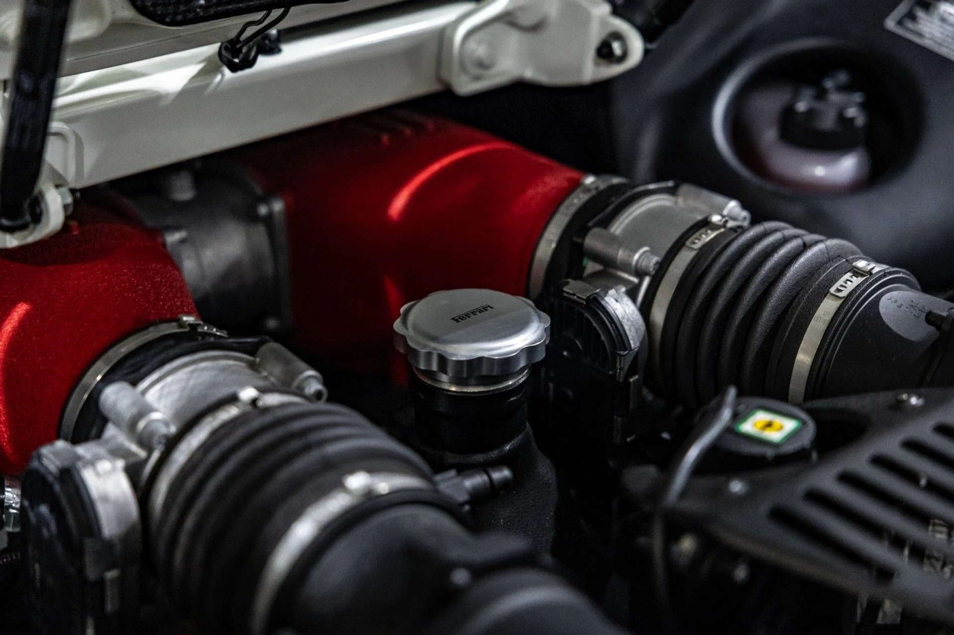 mph037_3759999383_q_Q_5fa852d7b0