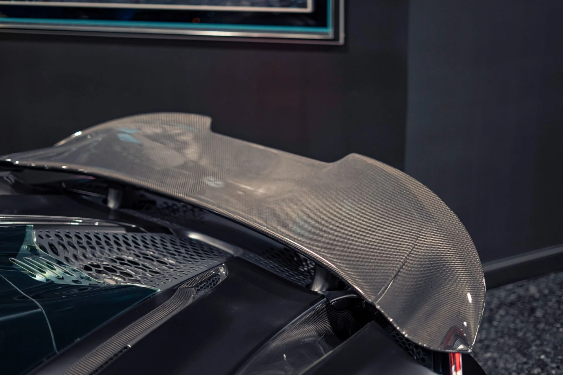 mph037_3765508098_Used_2021_Mc_Laren_765_LT_568000_MSRP_Chicane_Grey_Carbon_Roof_Scoop_1779213543_f3dca1783c