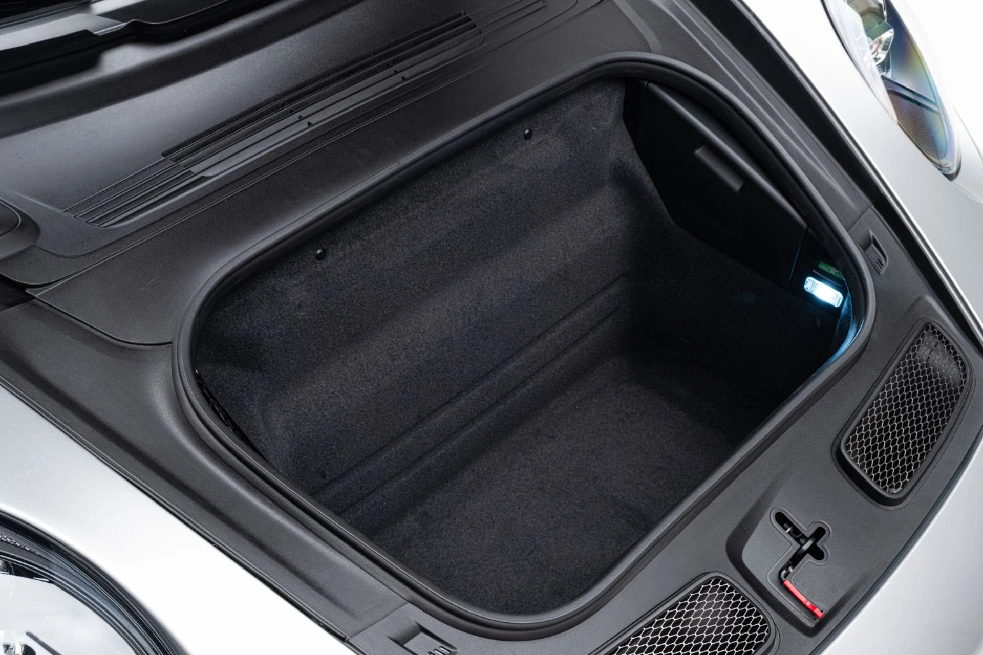 mph037_3776258941_Used_2024_Porsche_911_GT_3_Touring_1776272106_ccb6667e63