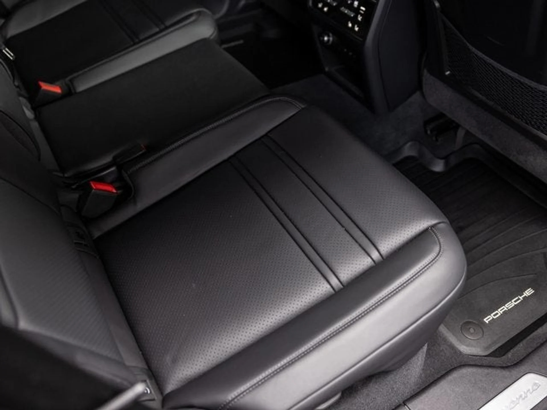 mph037_3776775058_38_1862ab5b68