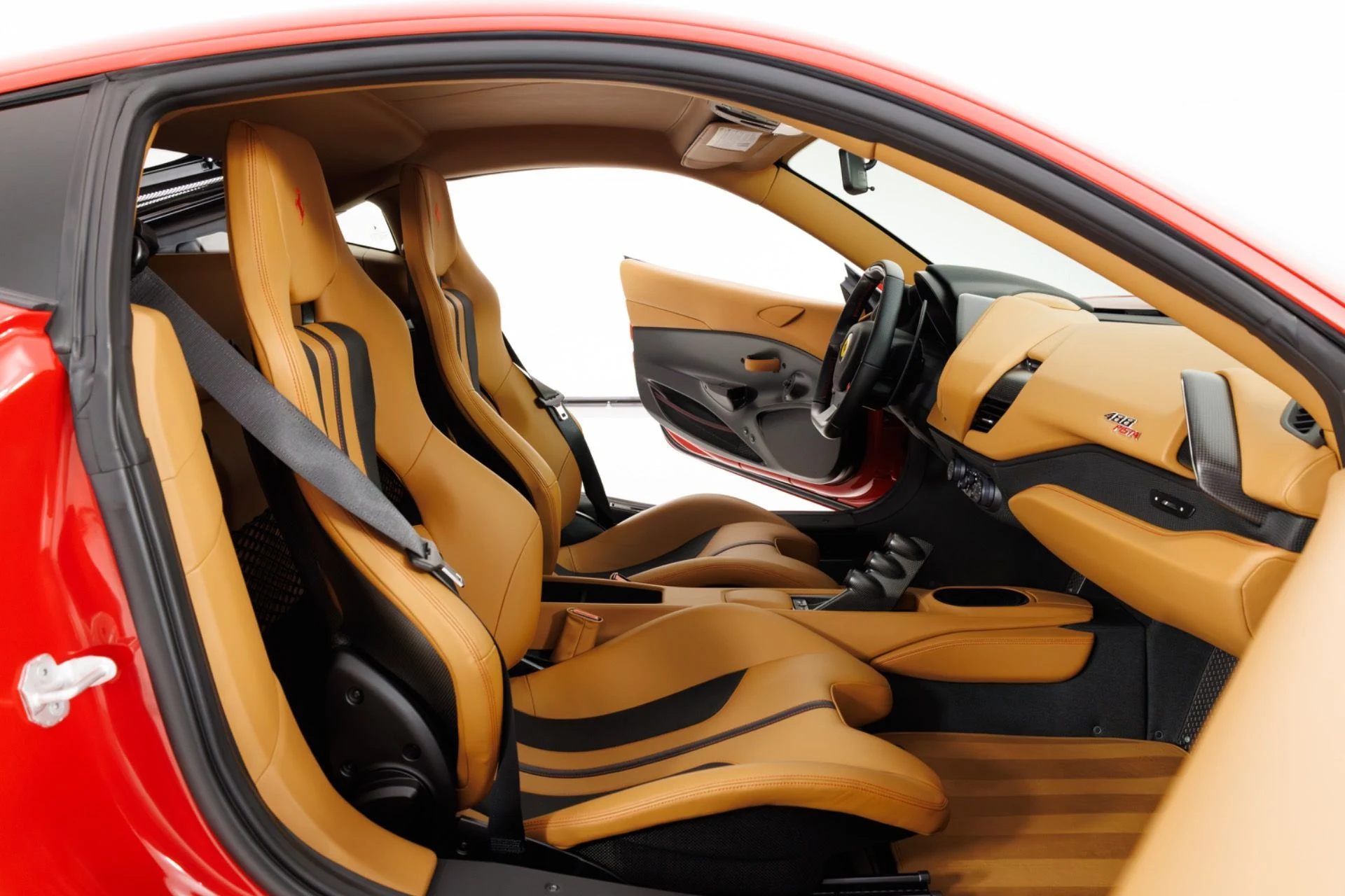 mph037_3783761771_Used_2020_Ferrari_488_Pista_1774991850_00136b2ecb