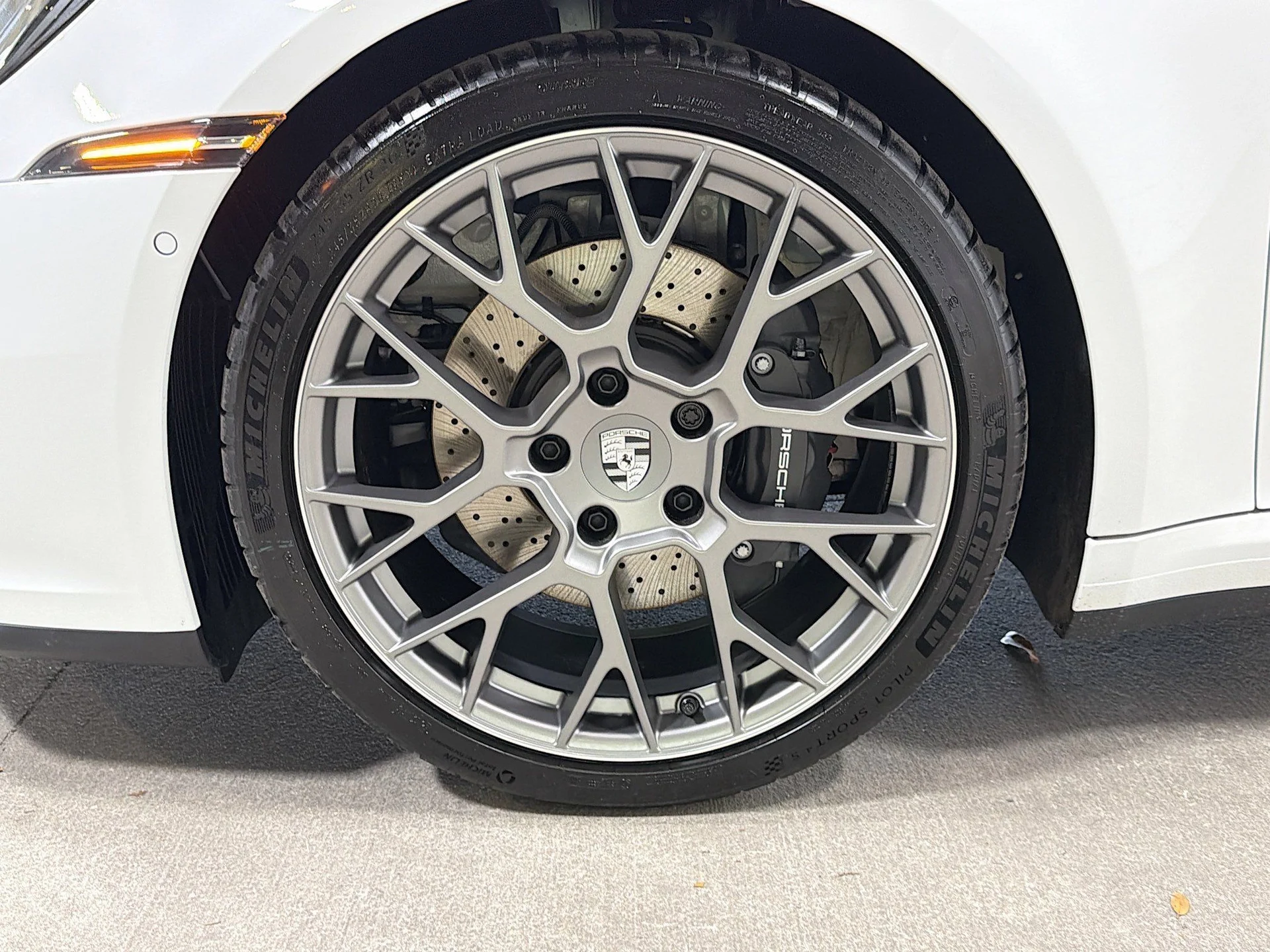 mph037_378989688_b834930a038de9ab0d2ed66828af1f66_6797785694