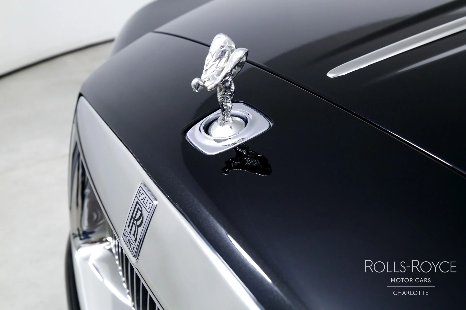 mph037_3803231347_Used_2020_Rolls_Royce_Wraith_1742827332_0c9586bf4b
