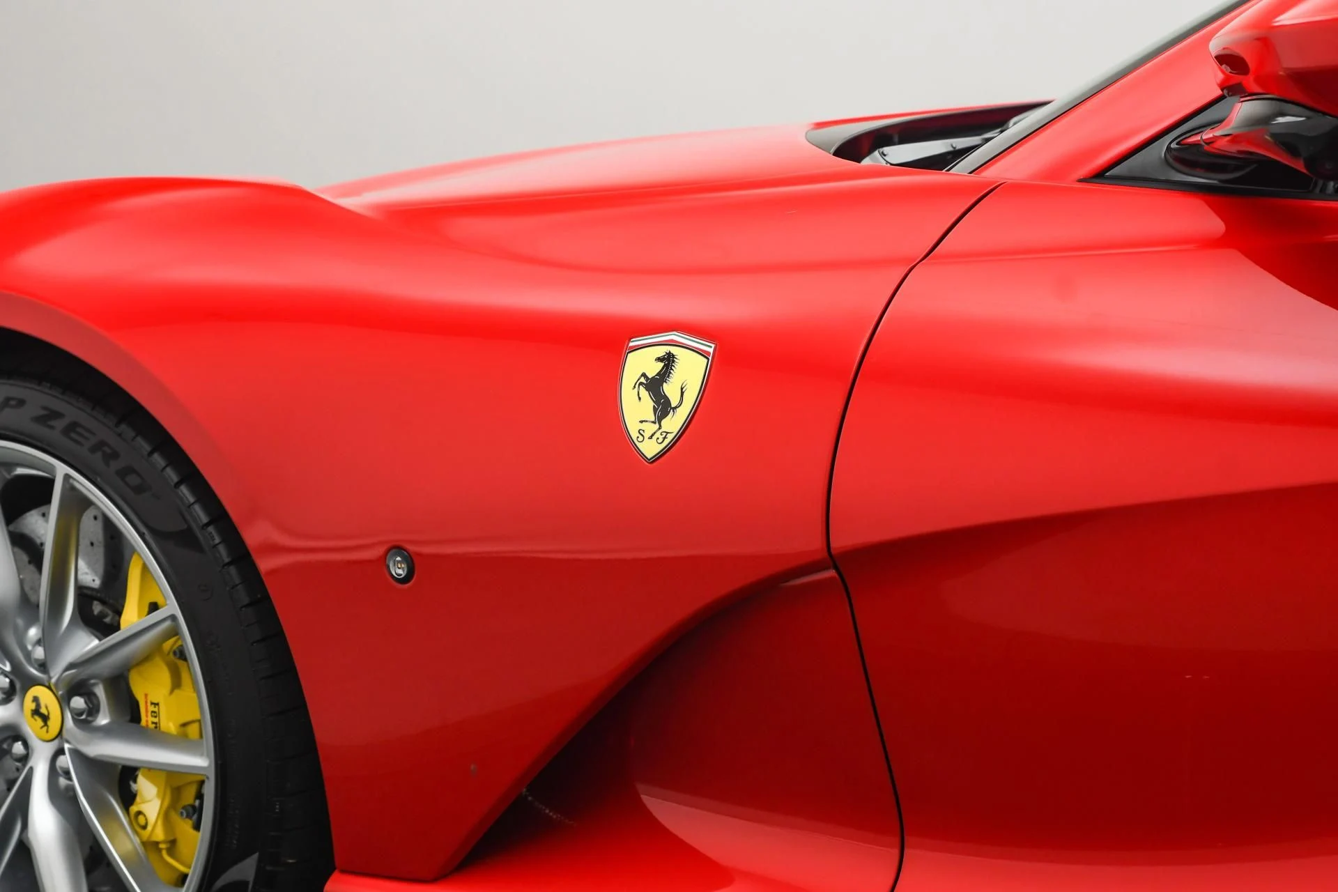 mph037_3807759686_Used_2021_Ferrari_812_GTS_1753257443_a8d062886f