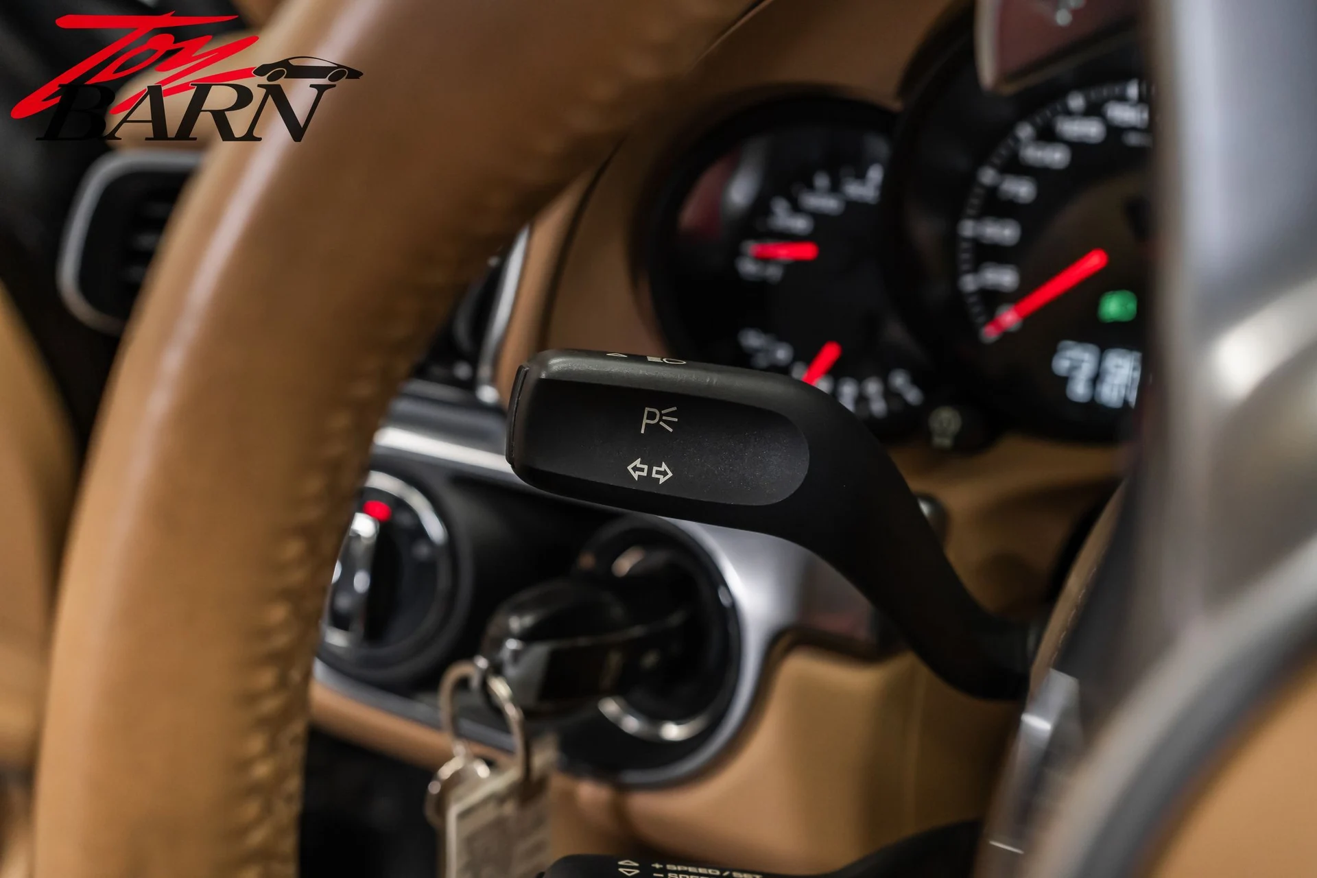 mph037_3808378345_0131b69bf6e276724e12c04fde83b745x_8b86f53bd8