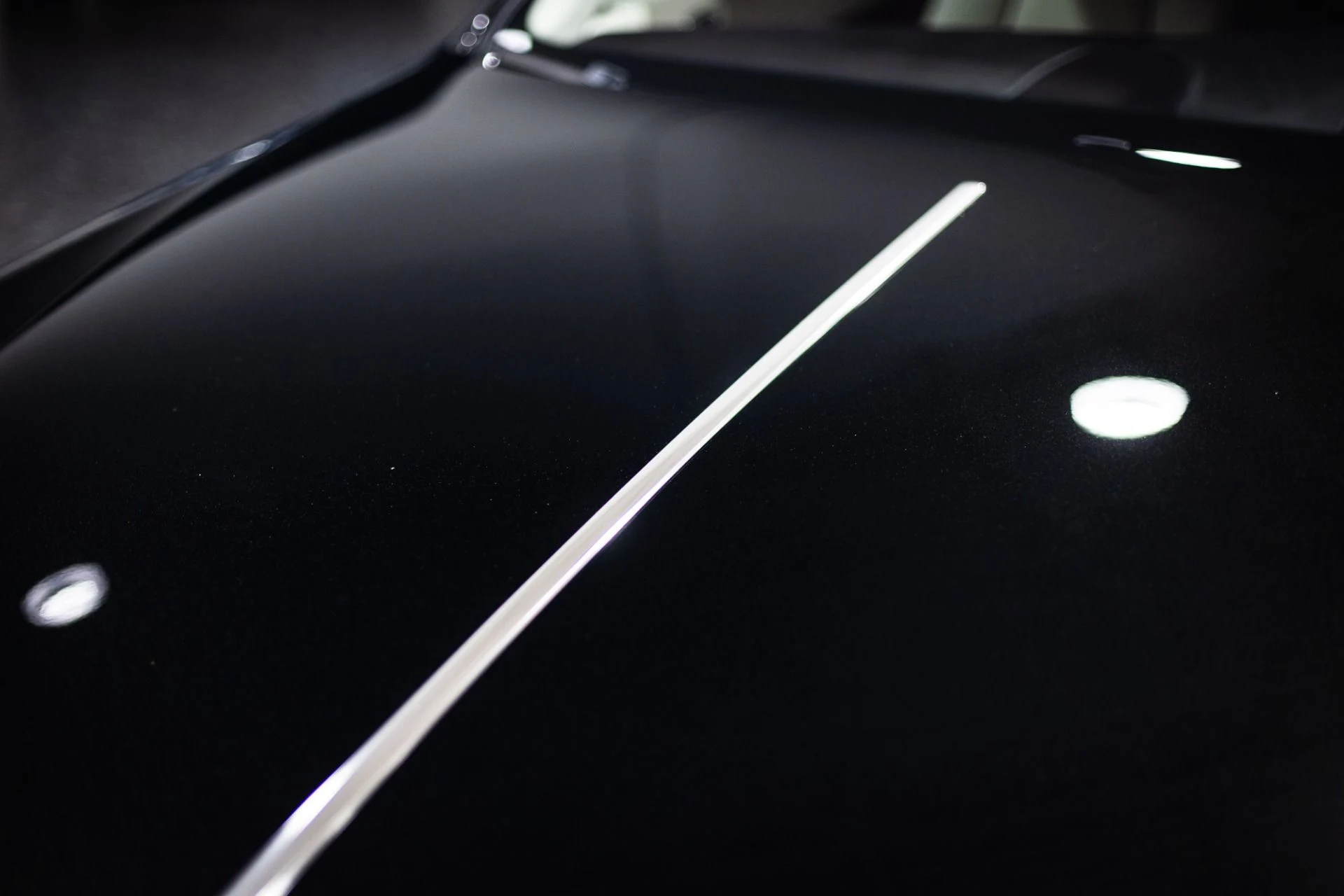 mph037_3809262093_Used_2014_Rolls_Royce_Wraith_Starlight_Headliner_1771282245_9ff581b5c7