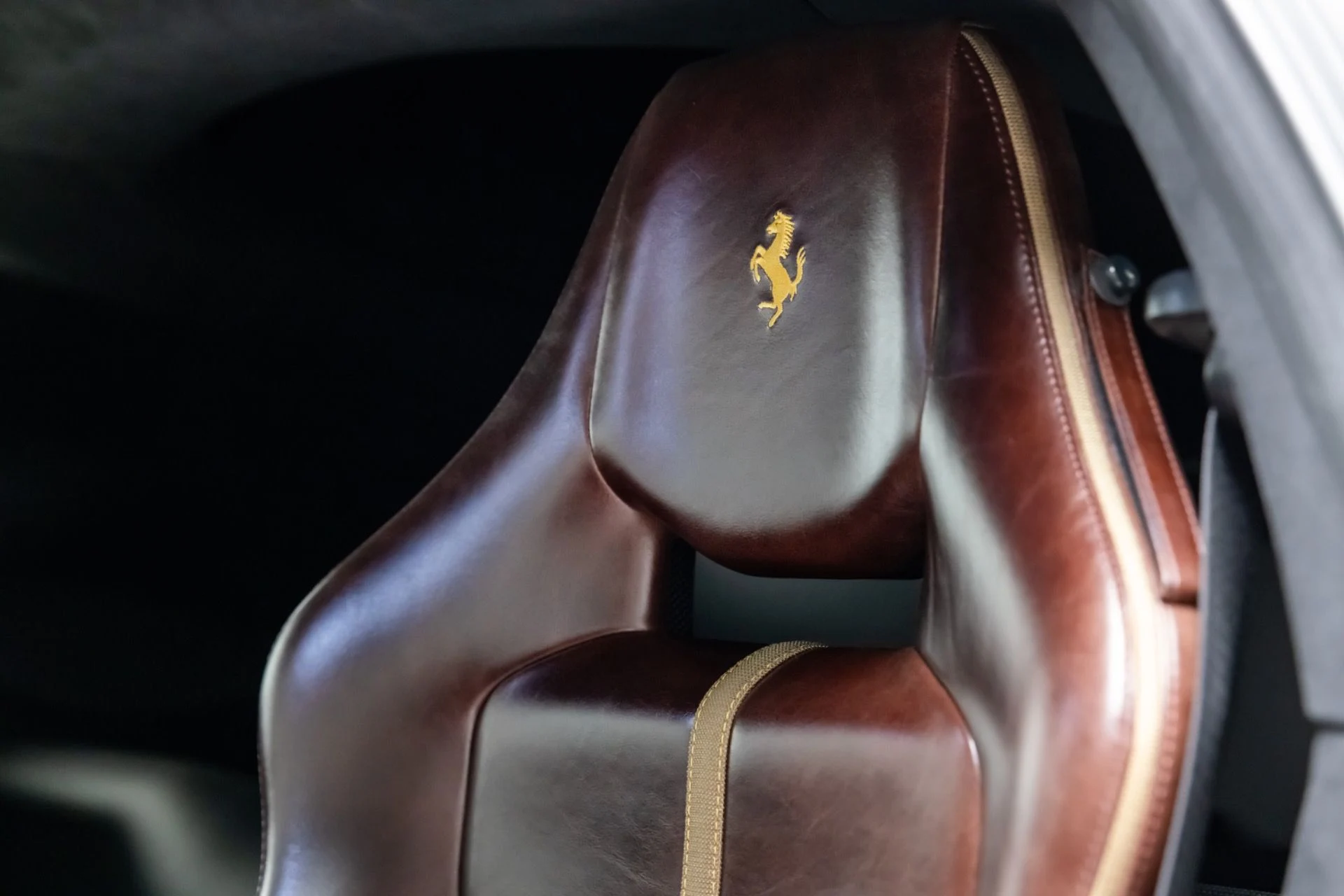 mph037_3811761593_13437_p38_l_0f57dcc1f1