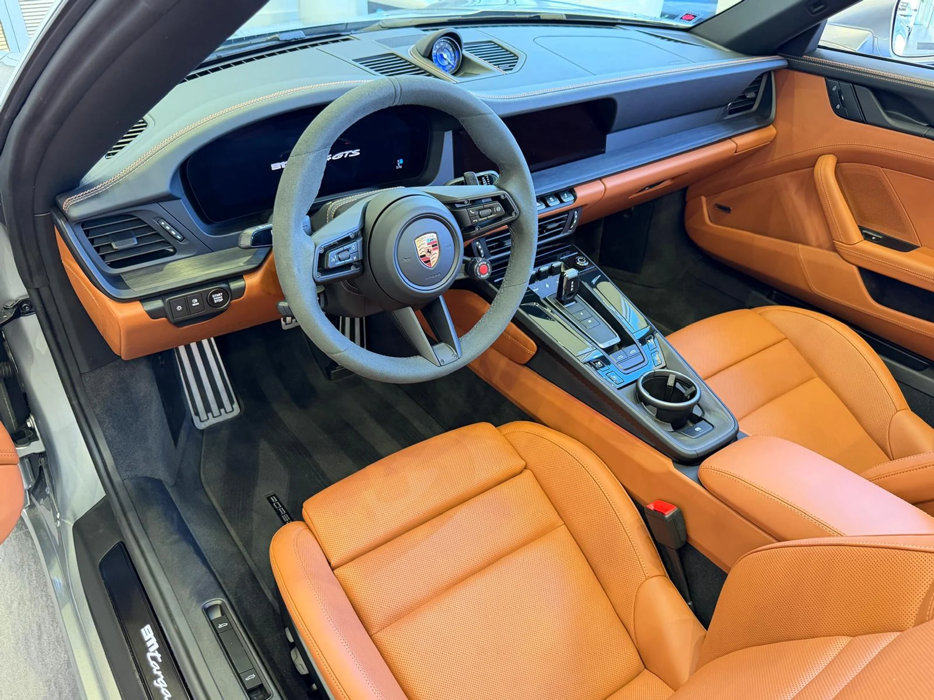 mph037_3815118046_Whats_App_Image_2026_03_25_at_10_02_38_AM_24_a42df025c7