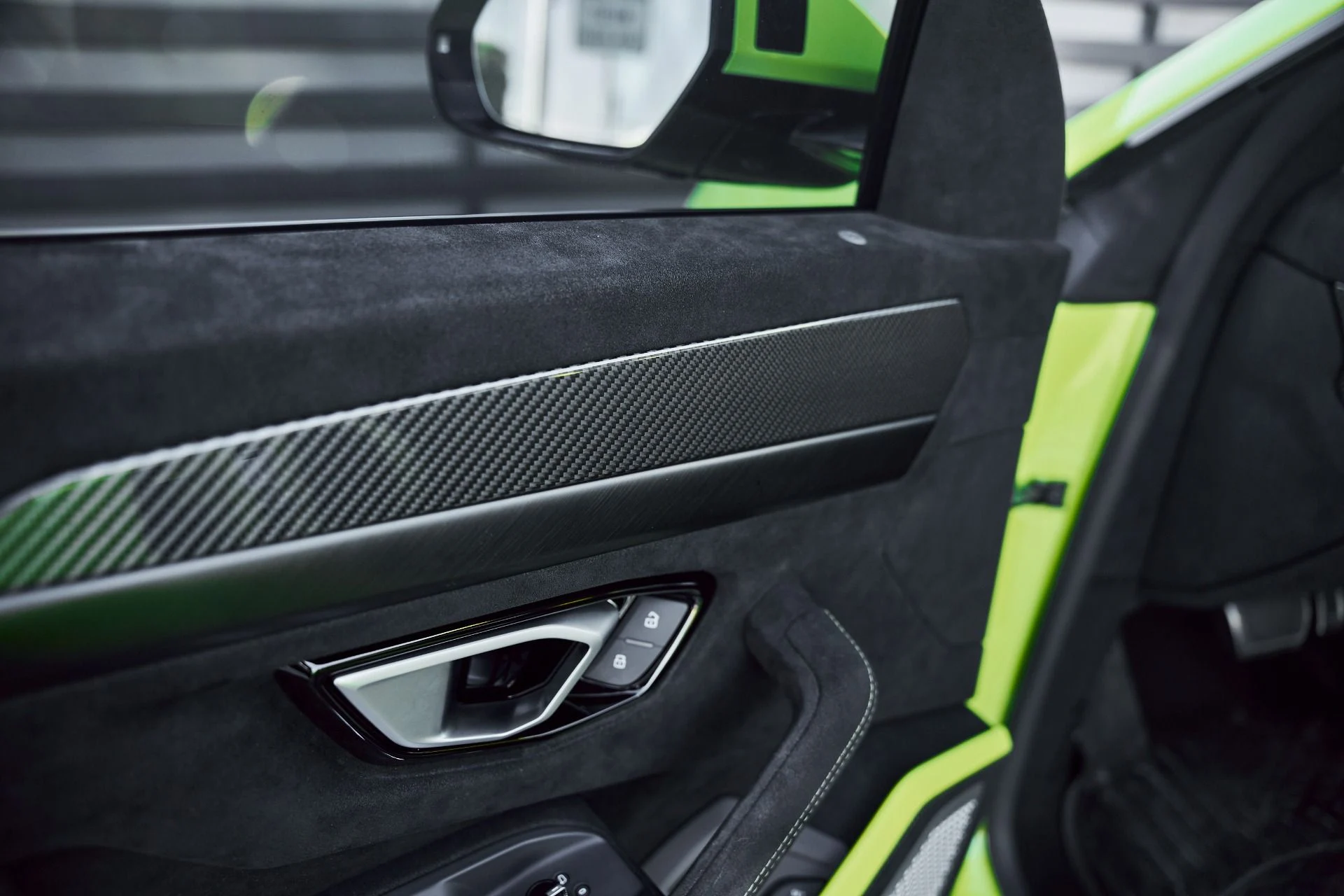 mph037_3815965018_Used_2024_Lamborghini_Urus_Performante_1771724630_1d34b4cb66