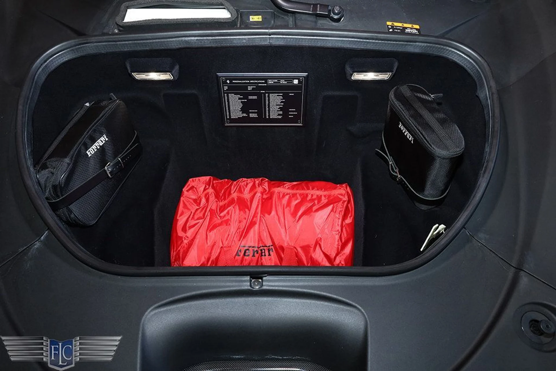 mph037_3823194095_used_2020_ferrari_f8_tributo_coupe_9689_22891893_38_1024_5d87770812