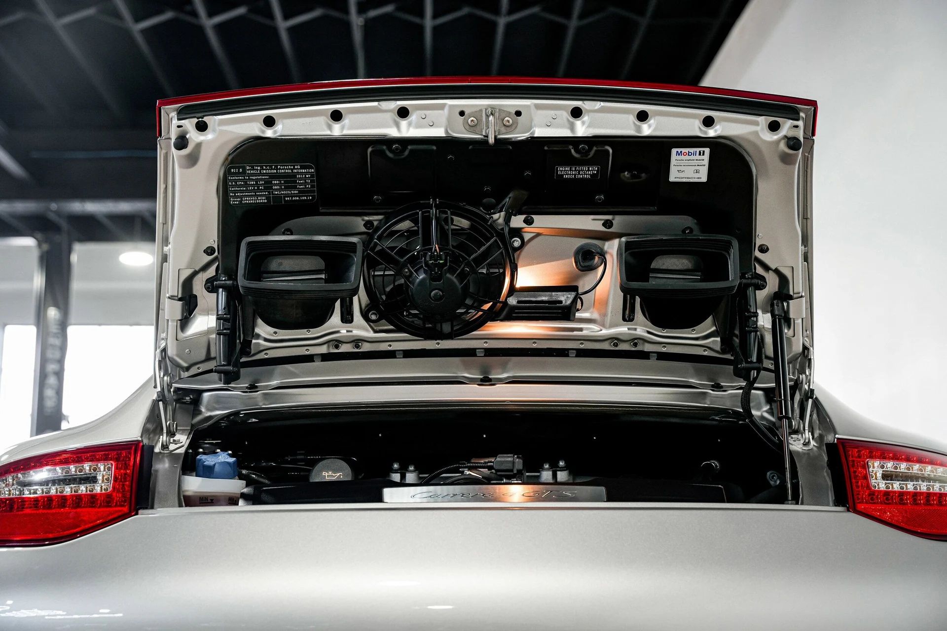 mph037_3824727777_40309334c49f4bb57bb623d999a6658fx_608858653b