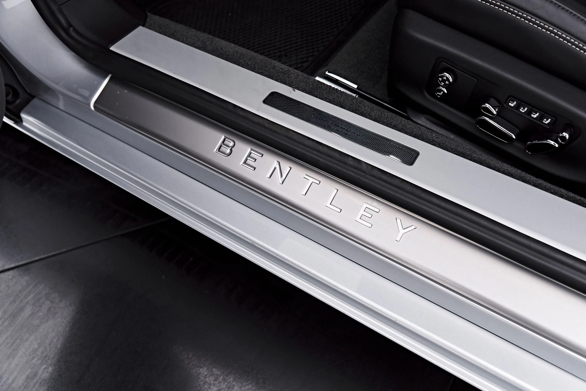 mph037_3831745609_Used_2020_Bentley_Continental_GT_1787356792_44e0c03d27