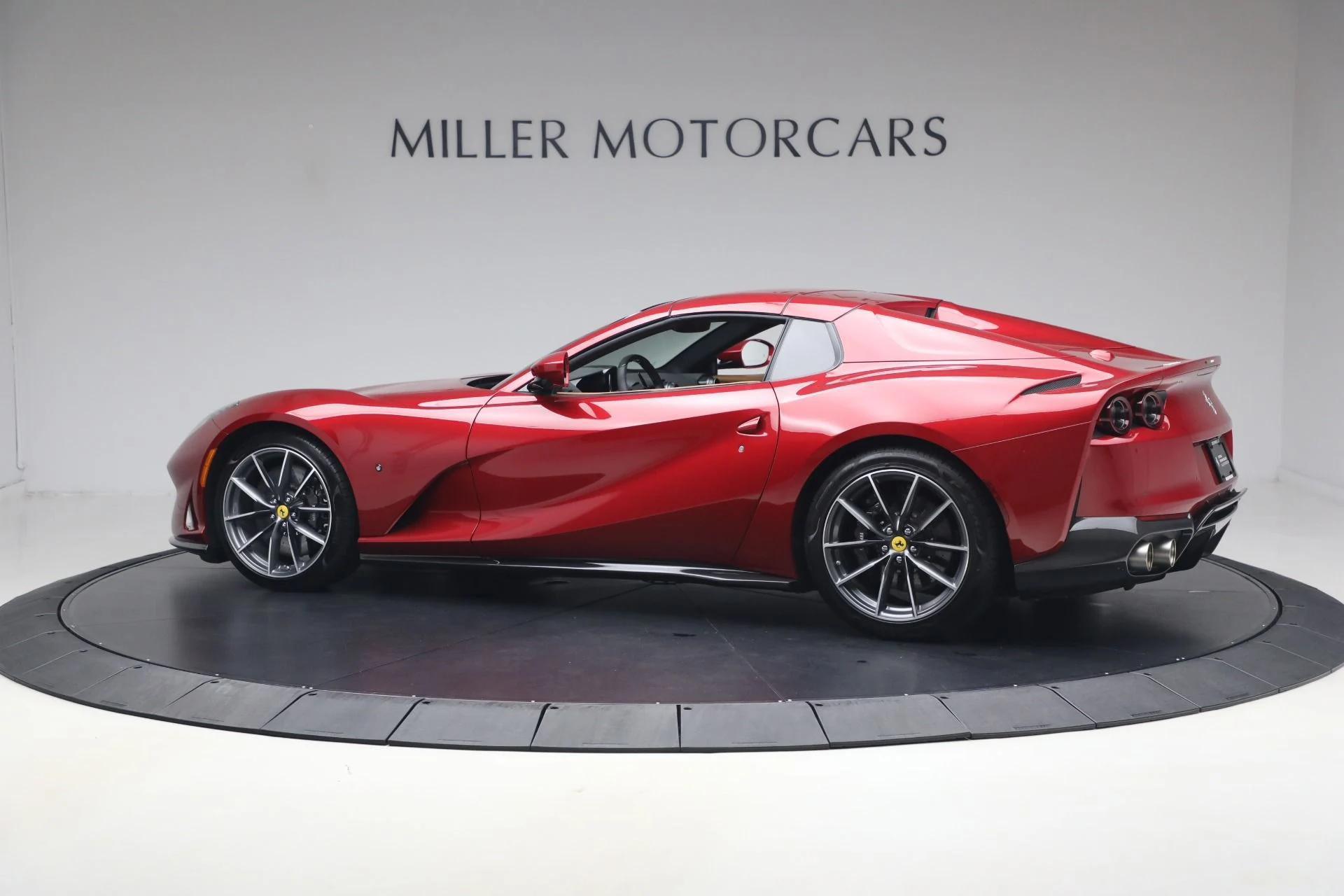 mph037_3833912825_Used_2023_Ferrari_812_GTS_1783706162_eac0e7d277