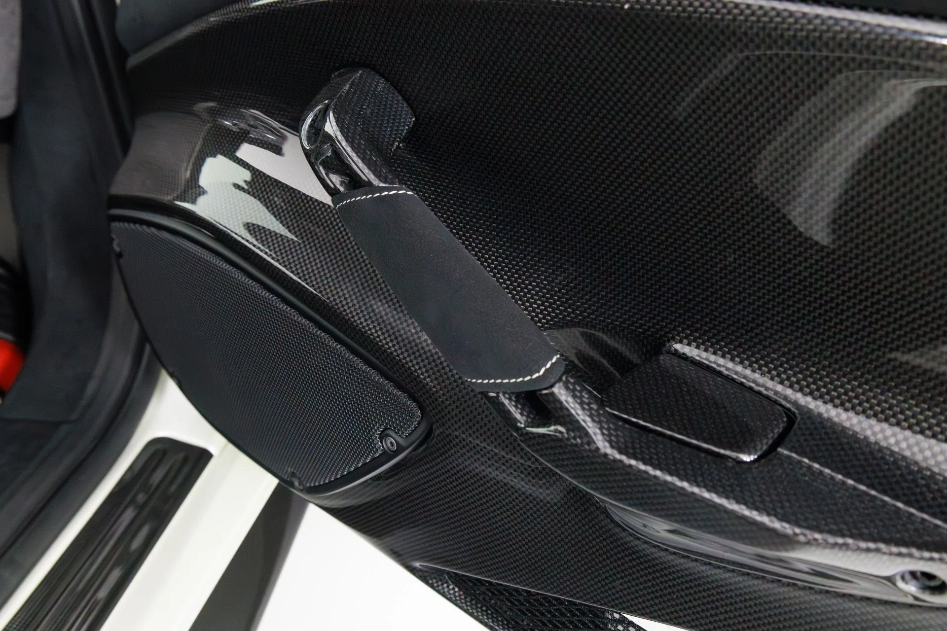mph037_3834084542_Used_2020_Ferrari_488_Pista_1771886503_f650f32883