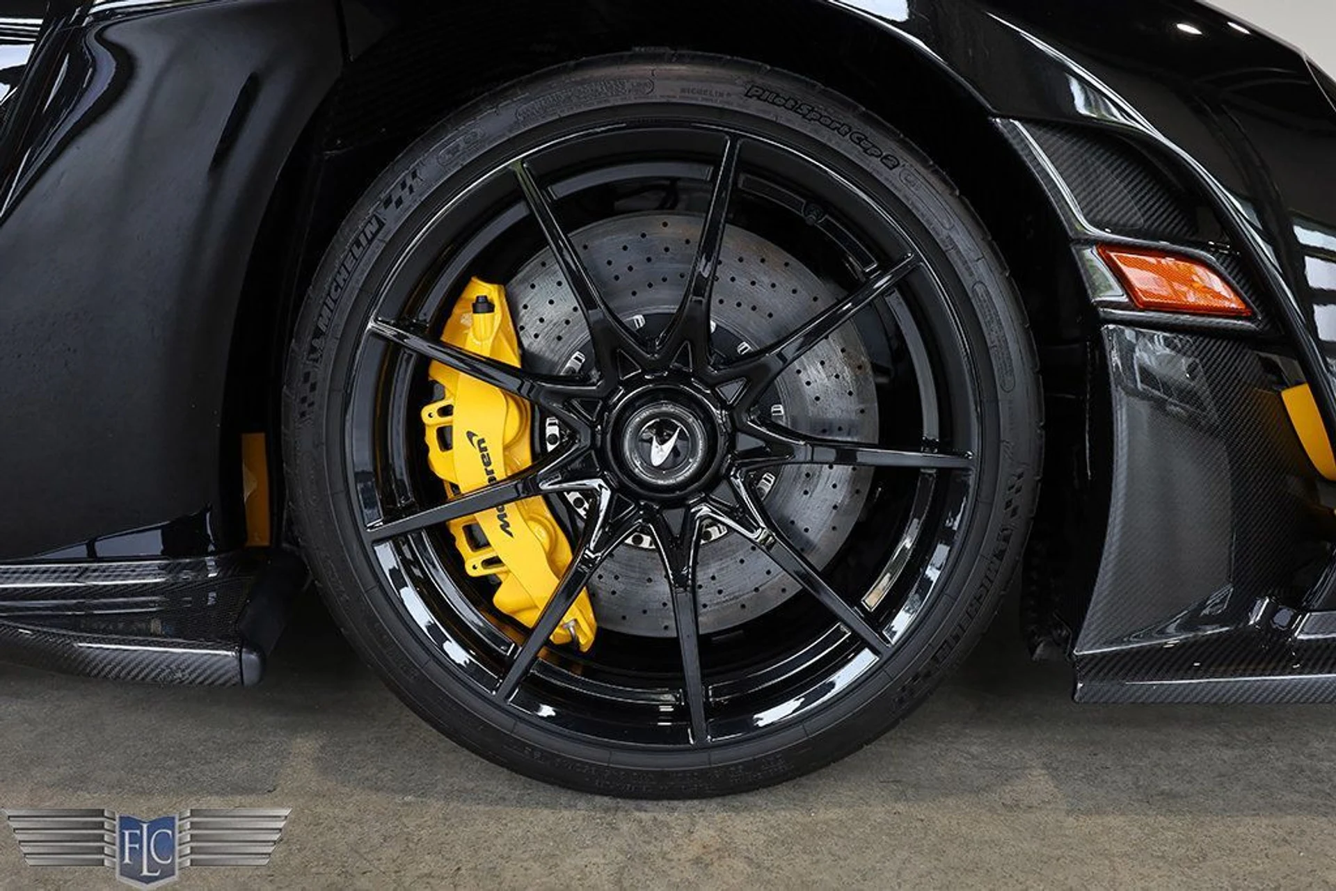 mph037_3838709441_used_2019_mclaren_senna_9689_22907327_38_1024_fe0deab312