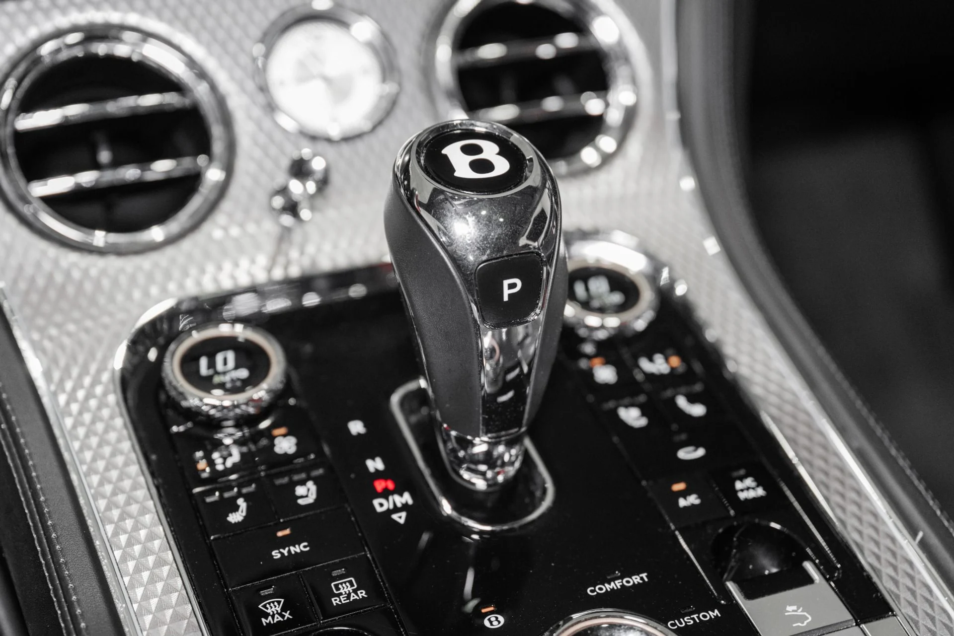 mph037_3849122704_Used_2022_Bentley_Continental_GT_V8_1786203878_032d2354e4