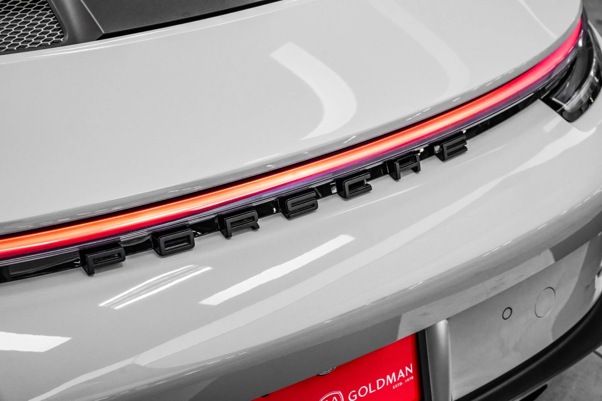 mph037_3850126065_Used_2024_Porsche_911_GT_3_Touring_1761943972_2ecfd789c8