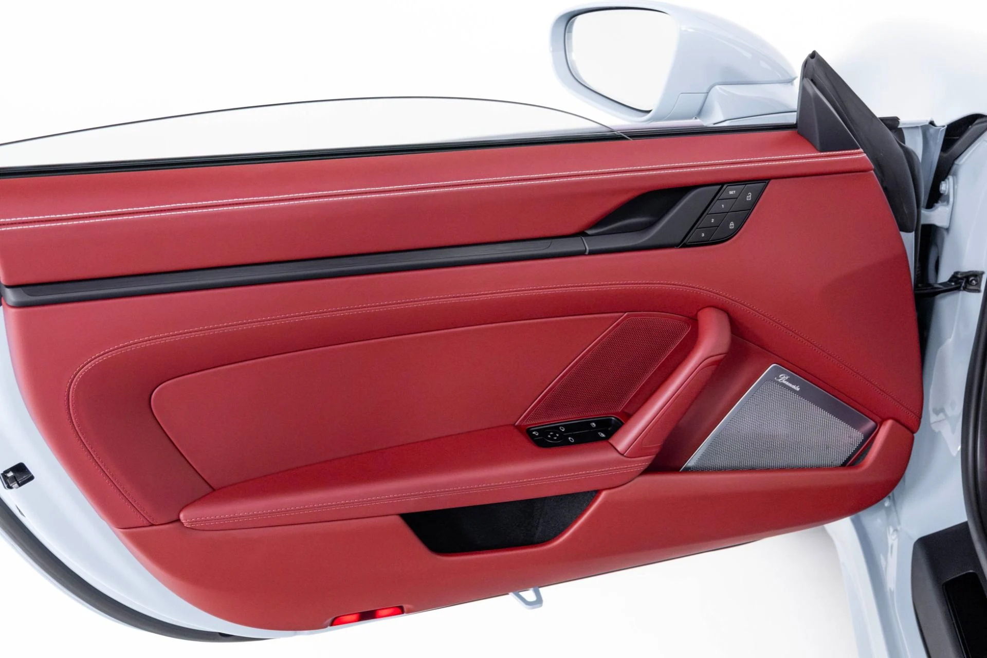 mph037_3858338749_Used_2023_Porsche_911_Targa_4_GTS_1762298444_904544e21a