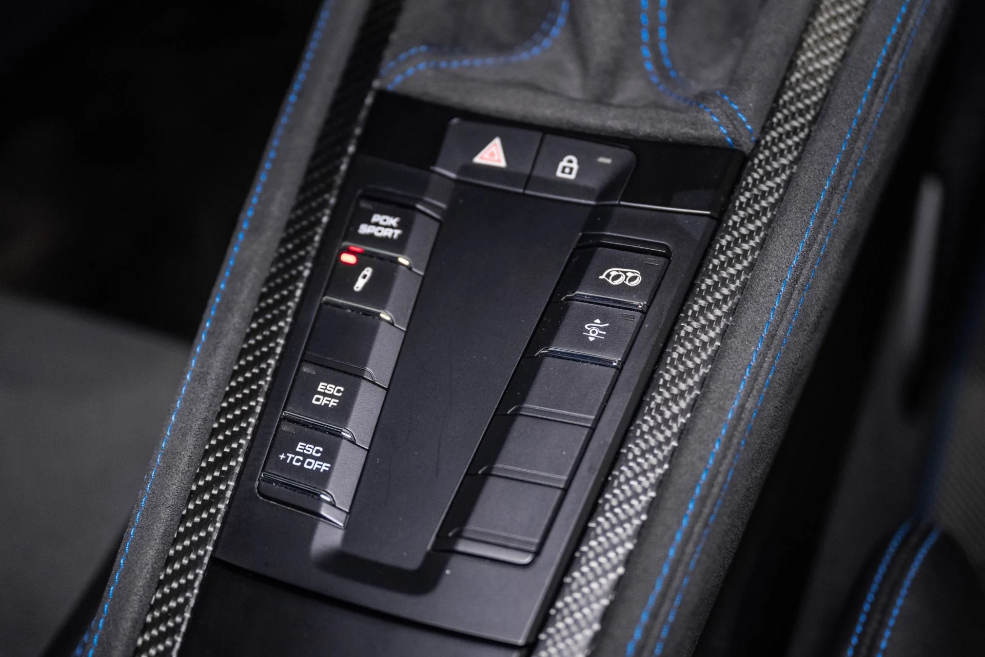 mph037_3861656612_Used_2023_Porsche_718_Cayman_GT_4_RS_1776783912_b37d7a6e0e