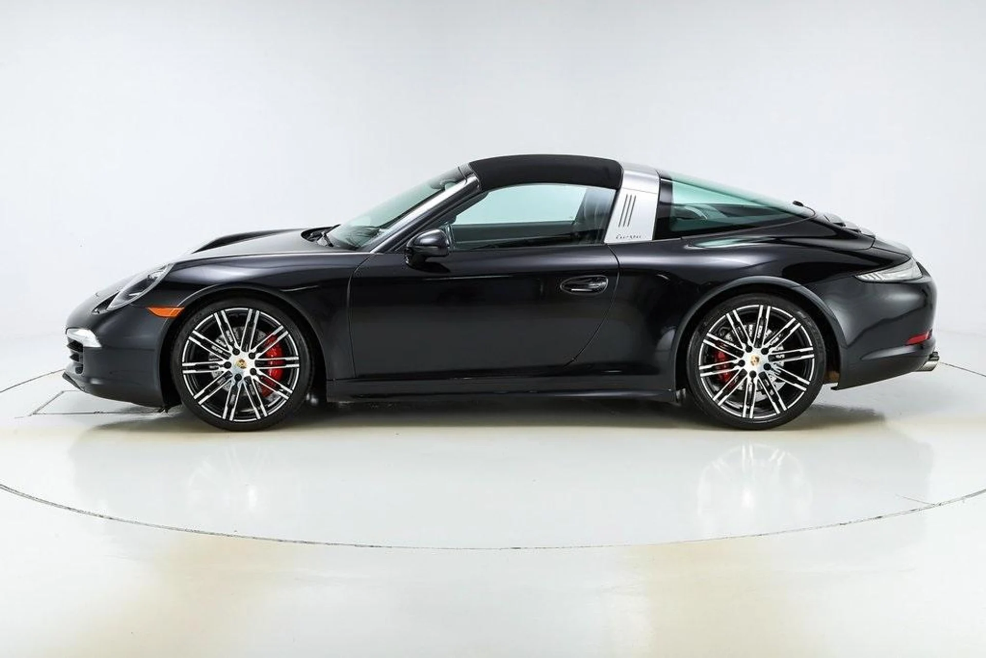 mph037_3871535104_ahpee_Y277_J0_D_Vy12yv_O_u_T_Rs3_M_5188bd7e47