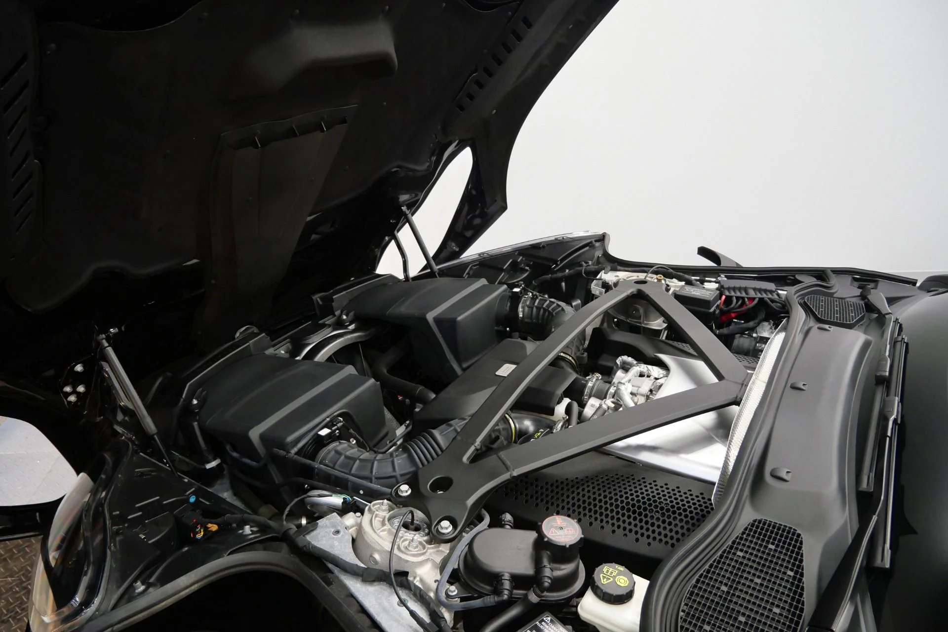 mph037_3876254627_Used_2020_Aston_Martin_DB_11_Volante_Gloss_Black_Trim_Electron_Yellow_Stitching_1776805913_8e702a4315